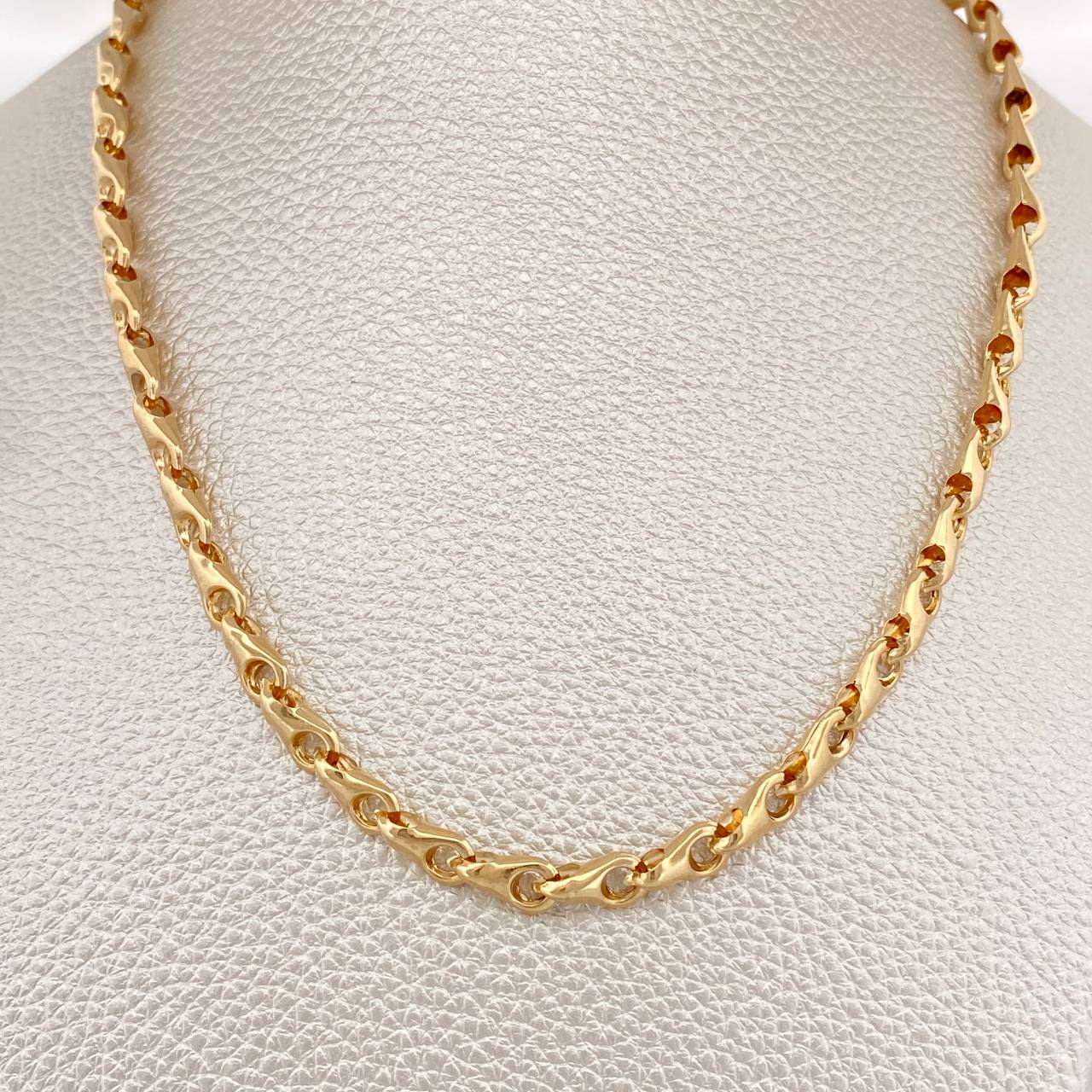 Cadena Espiga Rustica 9.4gr / 48cm / 4.35mm Oro Amarillo 18K %