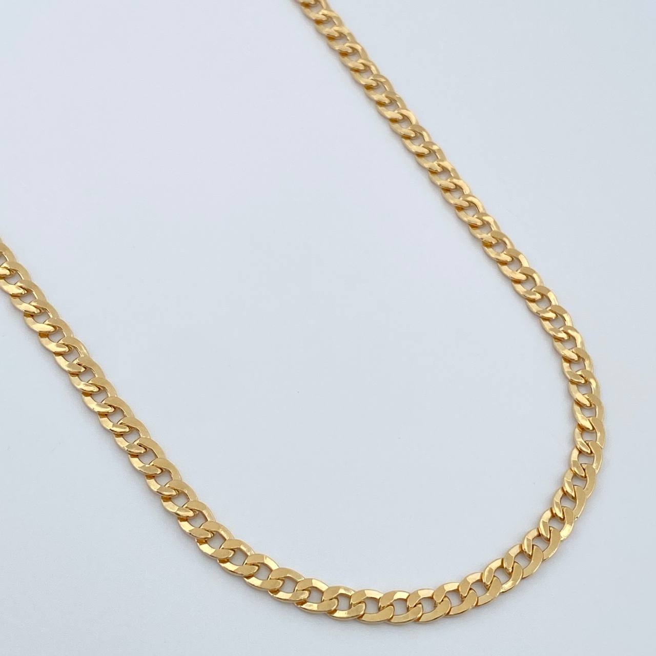 Cadena Cubana 8.25gr / 69.5cm / 3.2mm Oro Amarillo +1 18K %