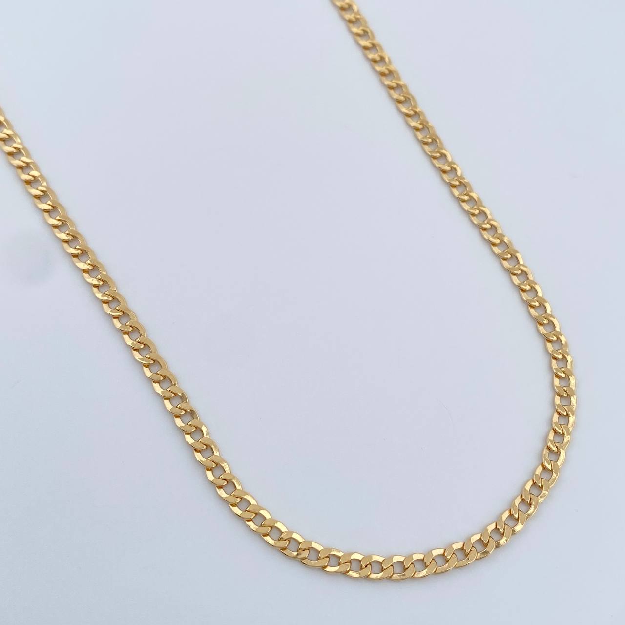 Cadena Cubana 6.1gr / 70.4cm / 2.75mm Oro Amarillo +1 18K %