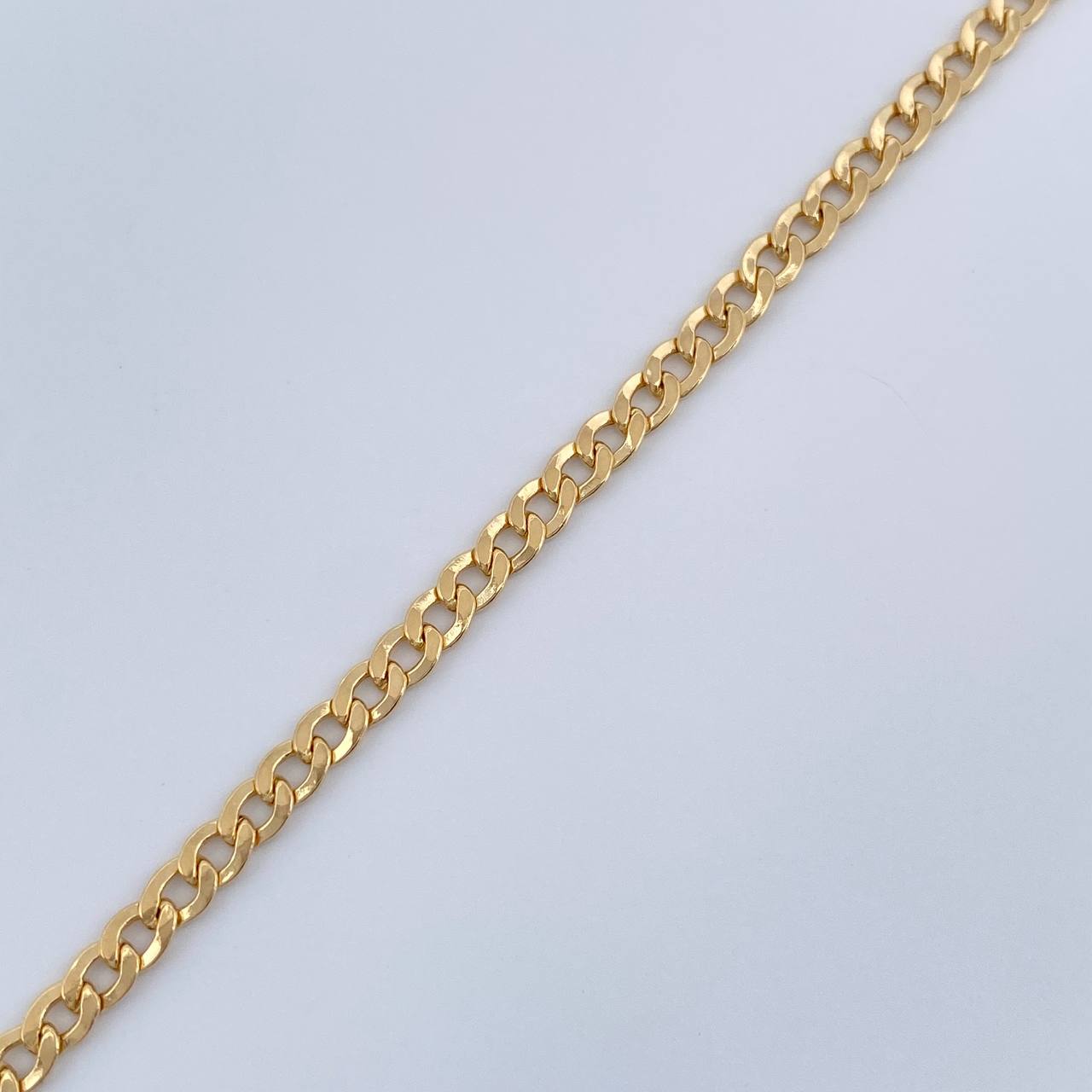 Pulso Cubano 2.75gr / 18.7cm / 3.2mm Oro Amarillo +1 18K %