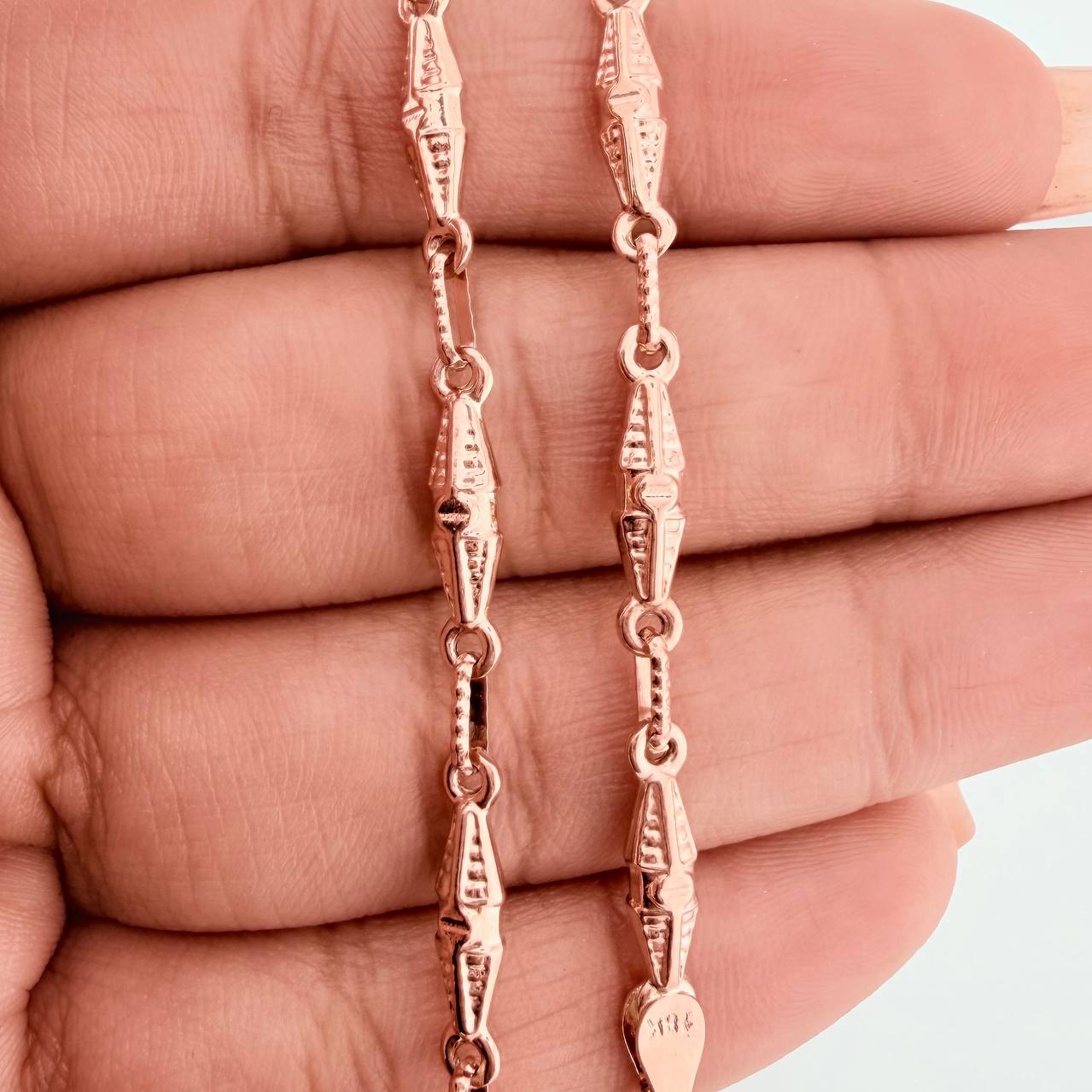 Pulso Rustico Dubai 3.75gr / 20cm / 1.5mm Oro Rosa 18K %