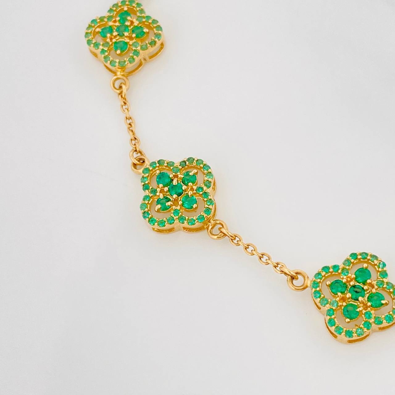 Pulso Aro Seguido Trebol 10.1 g / 19 cm / 0.4 mm Oro Amarillo 18K