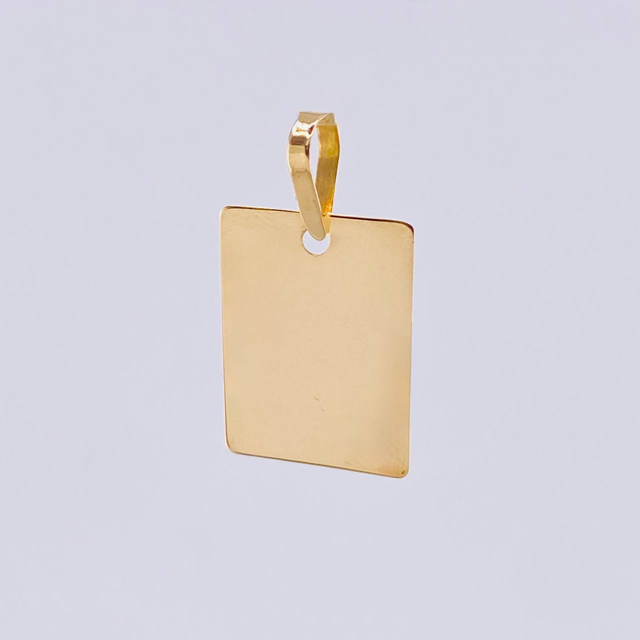 Dije Placa Rectangular 1.05gr / 2.6cm / Oro Amarillo 18K