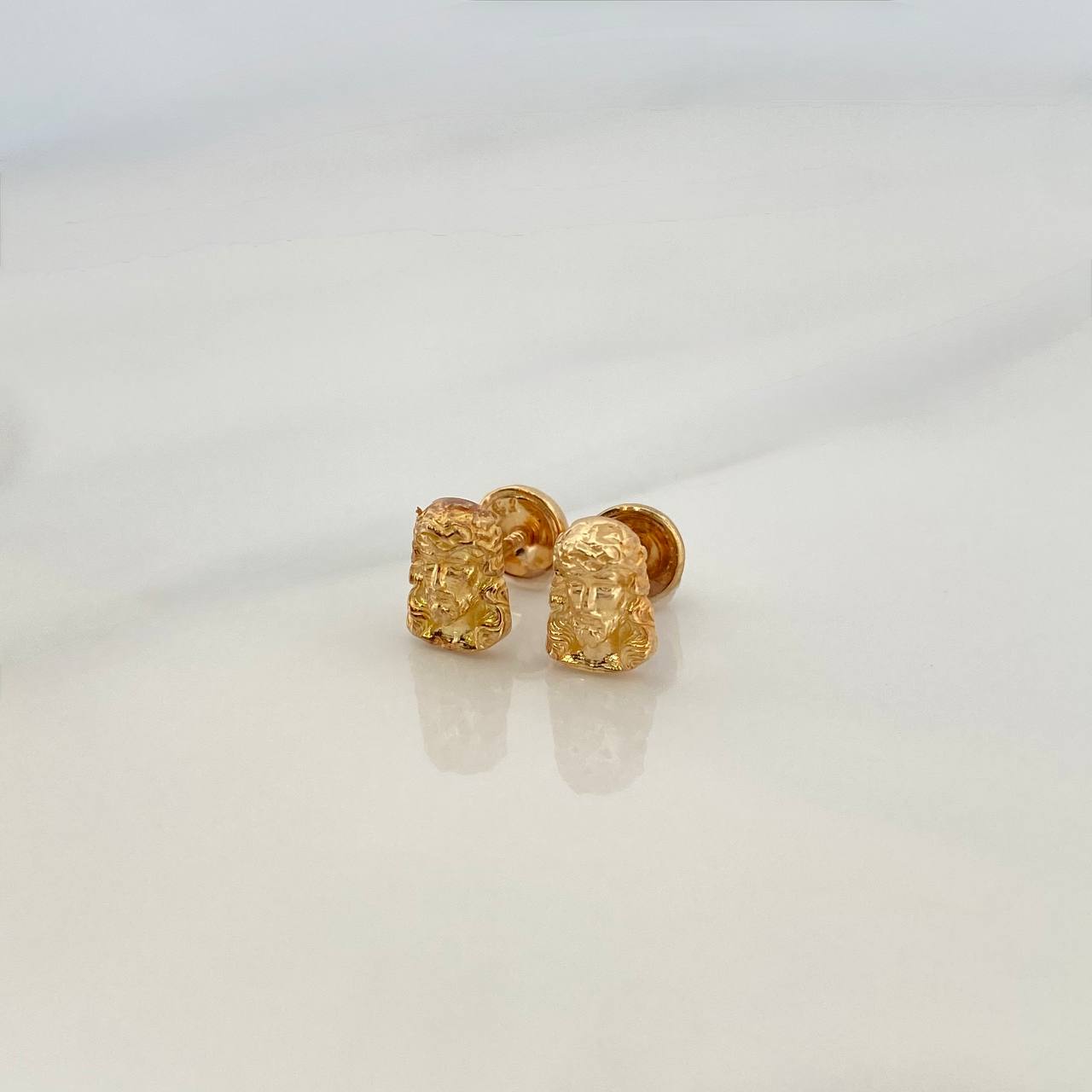 Topos Jesucristo 1gr / 3.4mm Oro Amarillo 18K %