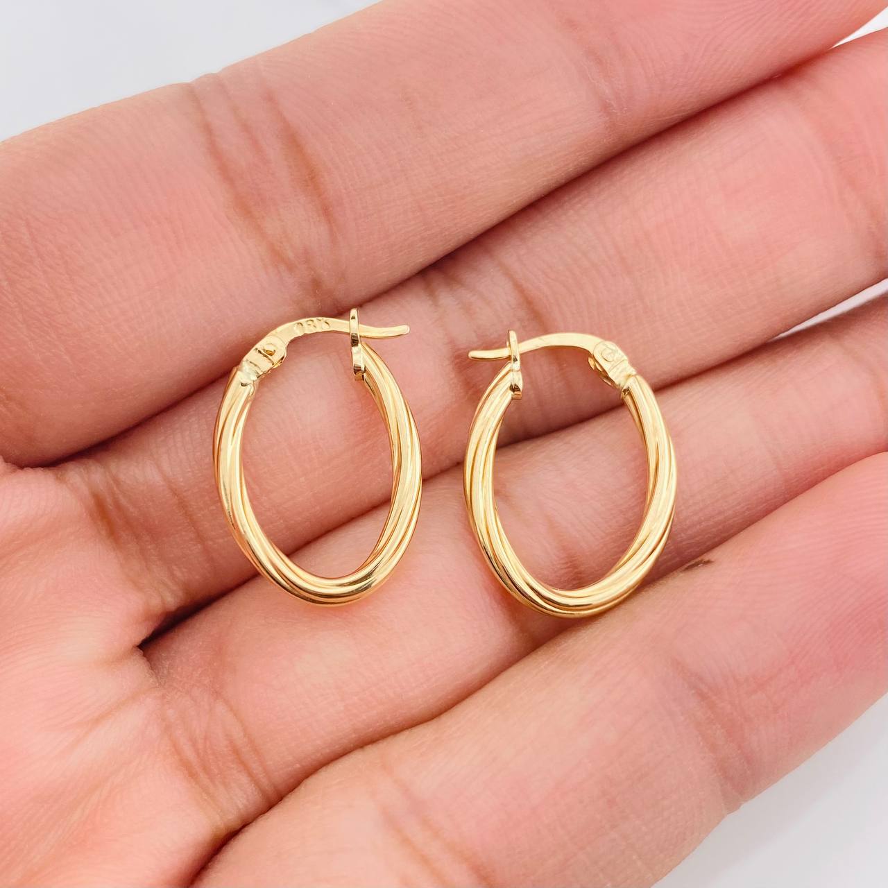 Candongas Mary Ovalada 1.1g / 2cm Oro Amarillo 18K