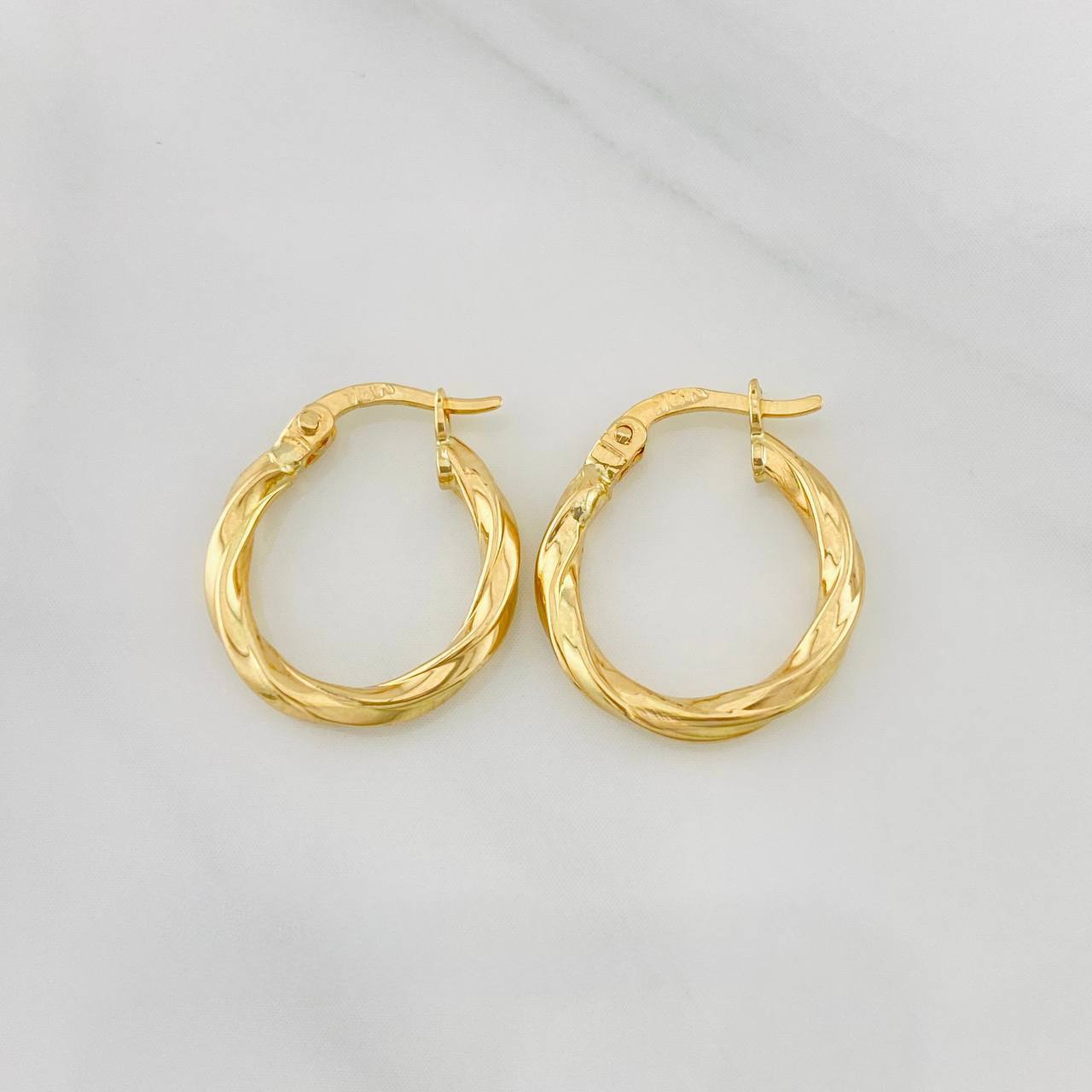 Candongas Kari 0.95g / 1.05cm Oro Amarillo 18K