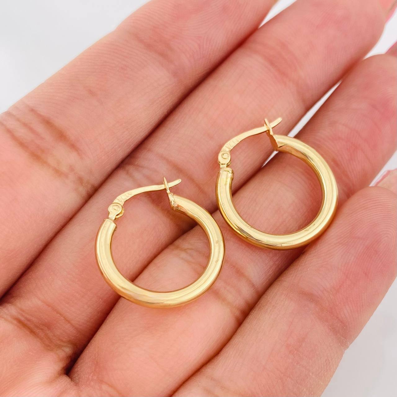 Candongas Jass Lisas 1.5g / 2cm Oro Amarillo 18K