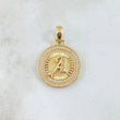 Dije Medalla Letra A 4.65gr / 3.1cm / Circones Blancos Oro Amarillo 18K