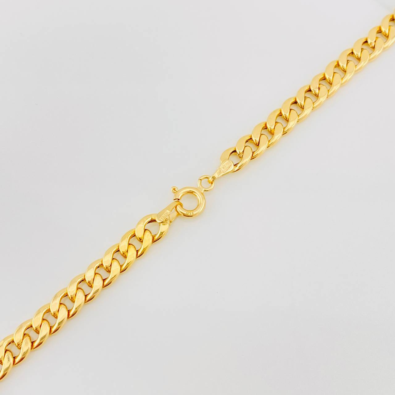 Cadena Cubana 8.1g / 70cm / 5.27mm Oro Amarillo 18K