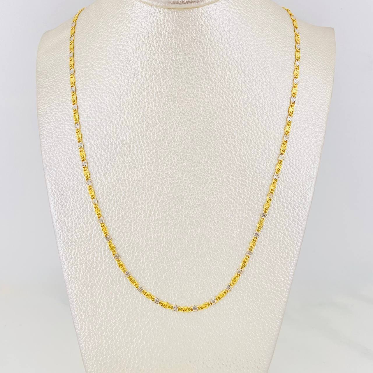 Cadena Escalera Plana 4.2g / 60cm / 2.43mm Dos Oros Amarillo Blanco 18K