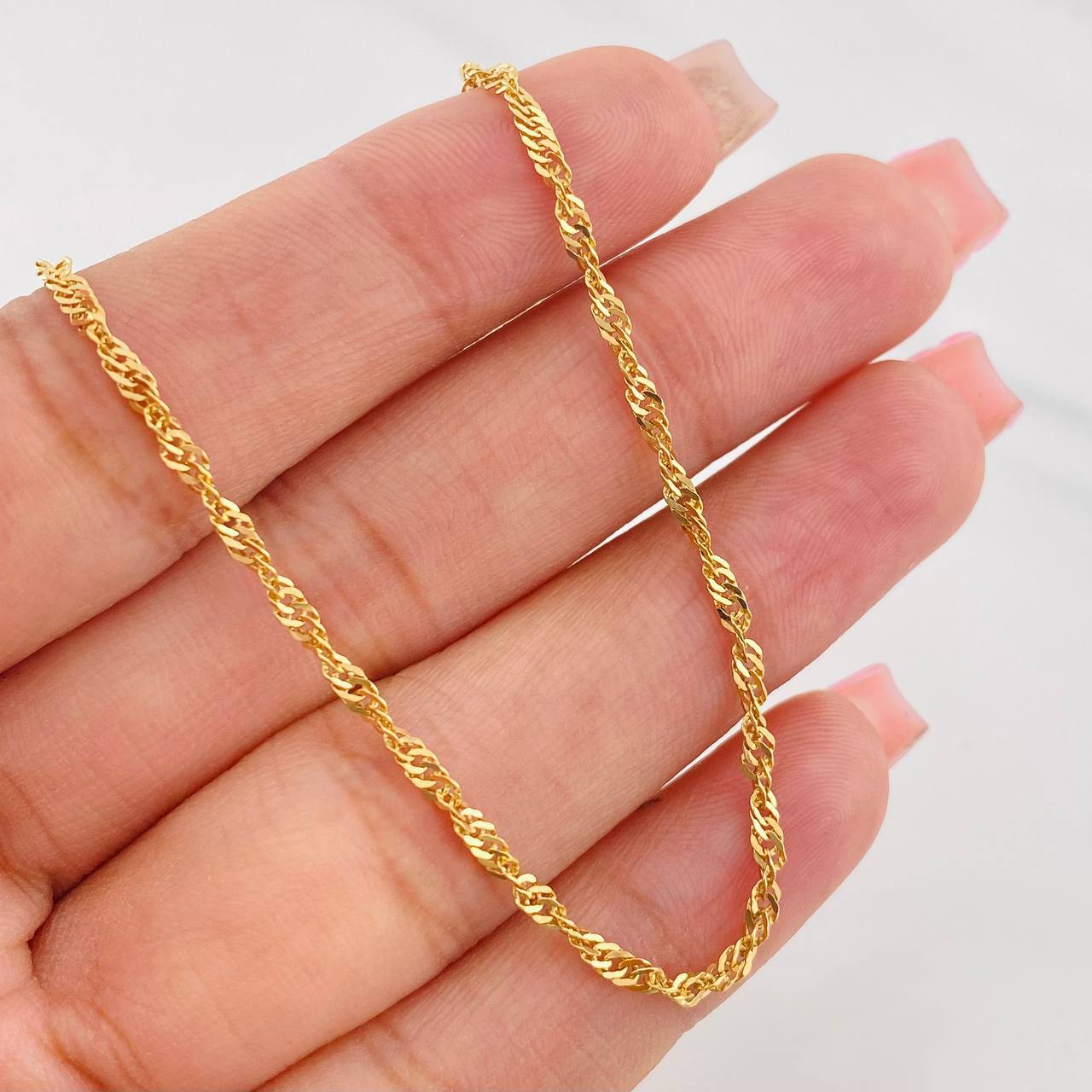 Cadena Singapur 5.55g / 60cm / 2.24mm Oro Amarillo 18K