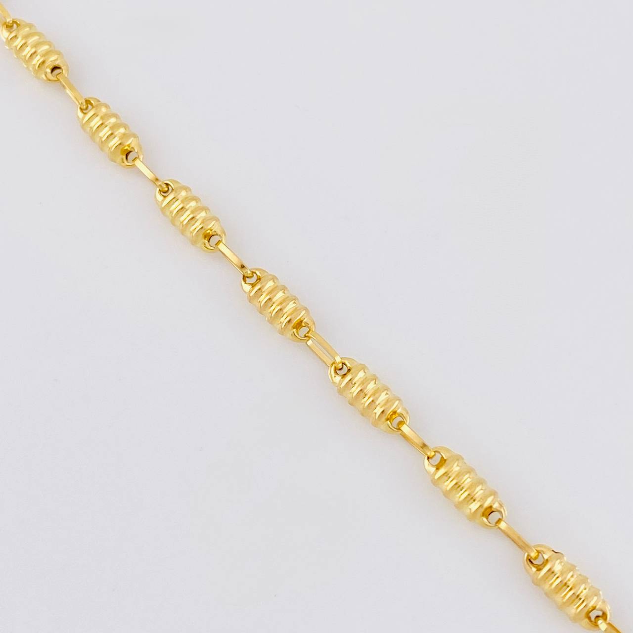 Cadena Rustica Barril Rayado 7.05g / 50cm / 3.2mm Oro Amarillo 18K