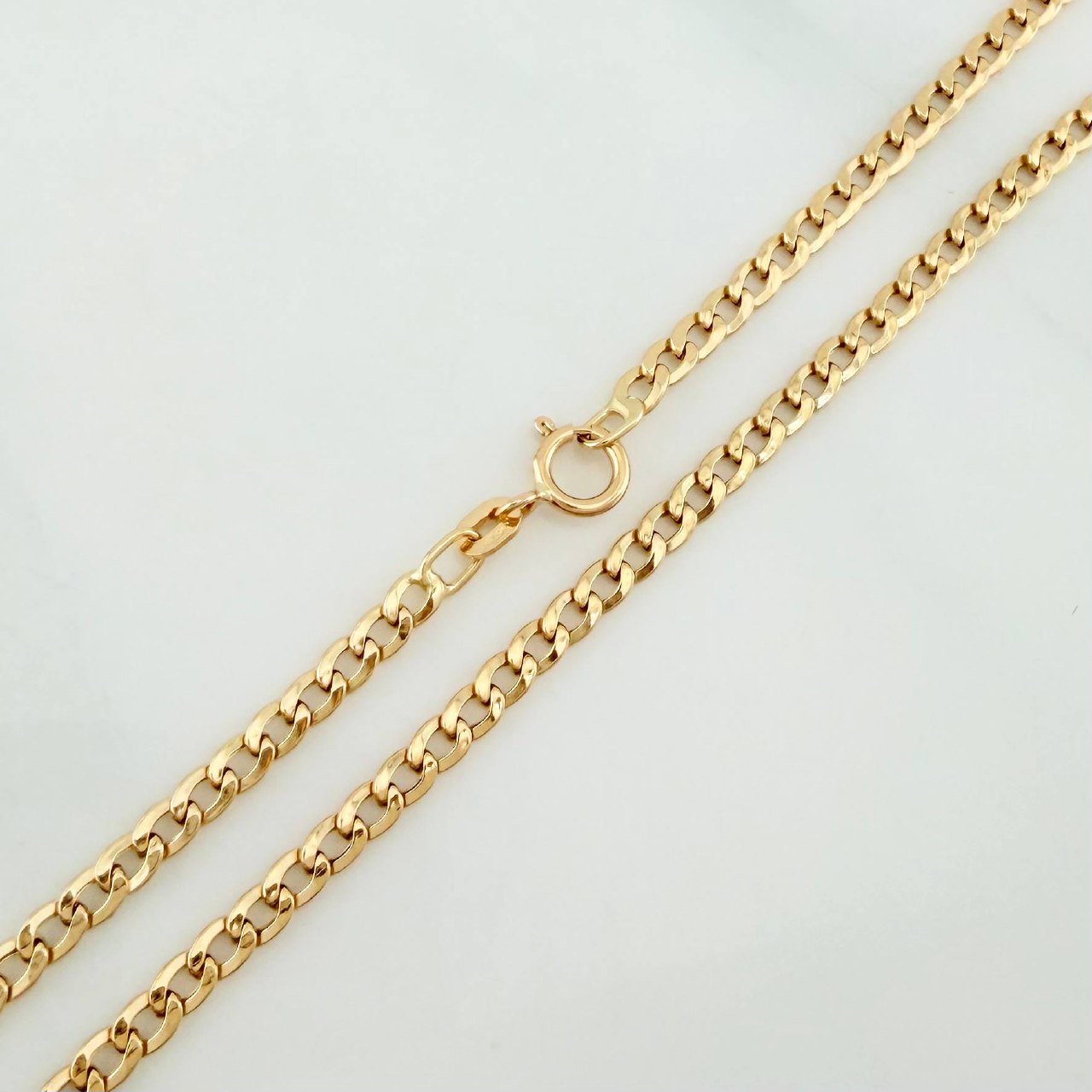 Cadena Cubana 2 g / 40.3 cm / 2.45 mm Oro Amarillo 18K