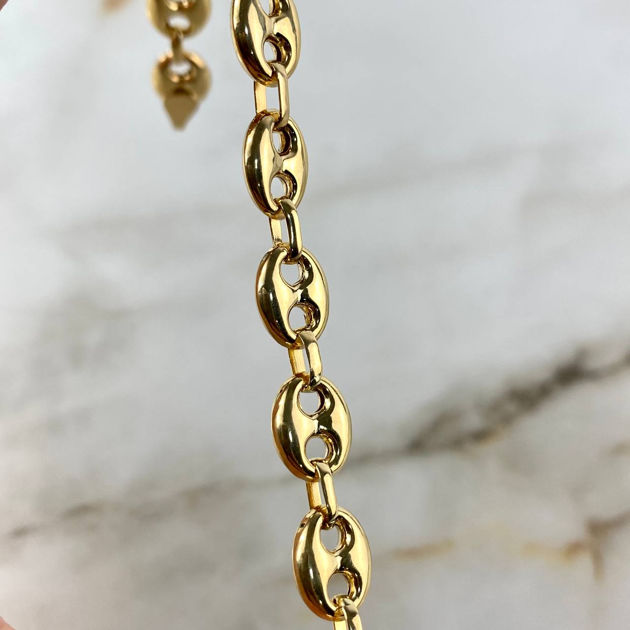 Pulso GC 7.4gr / 20cm / 8.2mm Lisa Oro Amarillo
