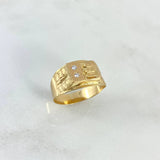 Anillo Quimbaya 3.05gr / T11 1/4 / Circones Blancos Oro Amarillo