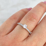 Anillo Corona Real Doble Solitario 4.5gr / T7 1/2 / Circones Blancos Dos Oros Amarillo Blanco