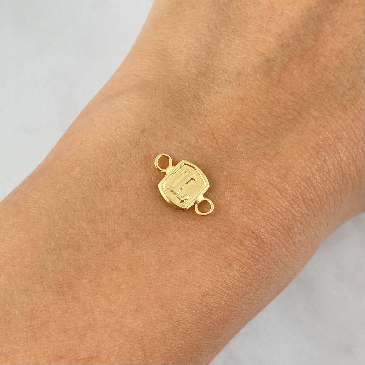 Herraje Letra L 0.3 g / 1.2 cm Oro Amarillo 18K