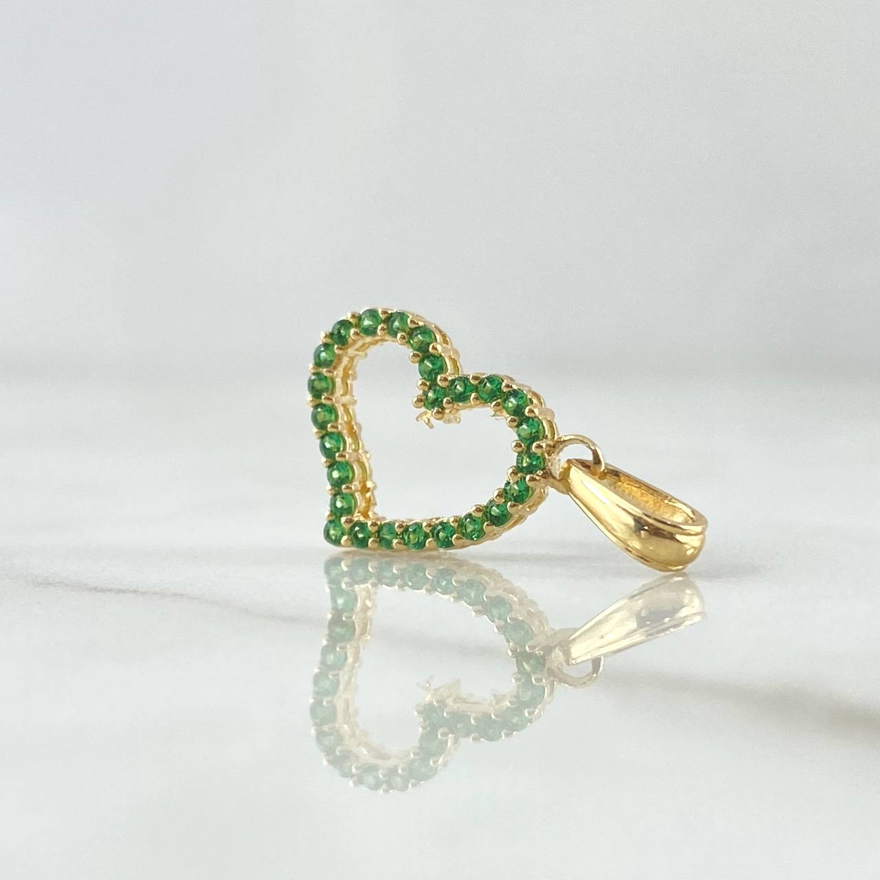 Dije Silueta Corazón Doble Faz 1.35gr / 2cm / Circones Blancos Verdes Oro Amarillo 18K