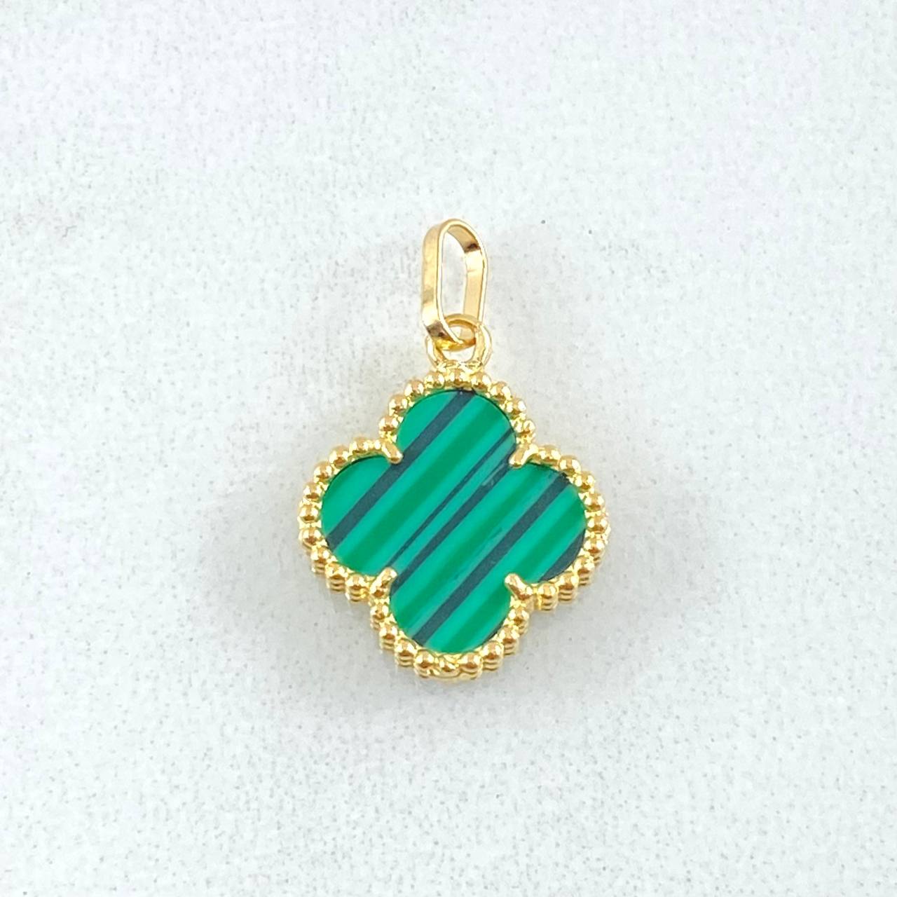 Dije Trébol Verde 1.2gr / 1.8cm / Oro Amarillo Nac.Esp. 18K