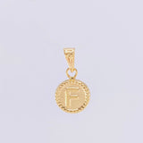 Dije Mate Letra F Bordeado 0.45g / 1.5cm Oro Amarillo 18K