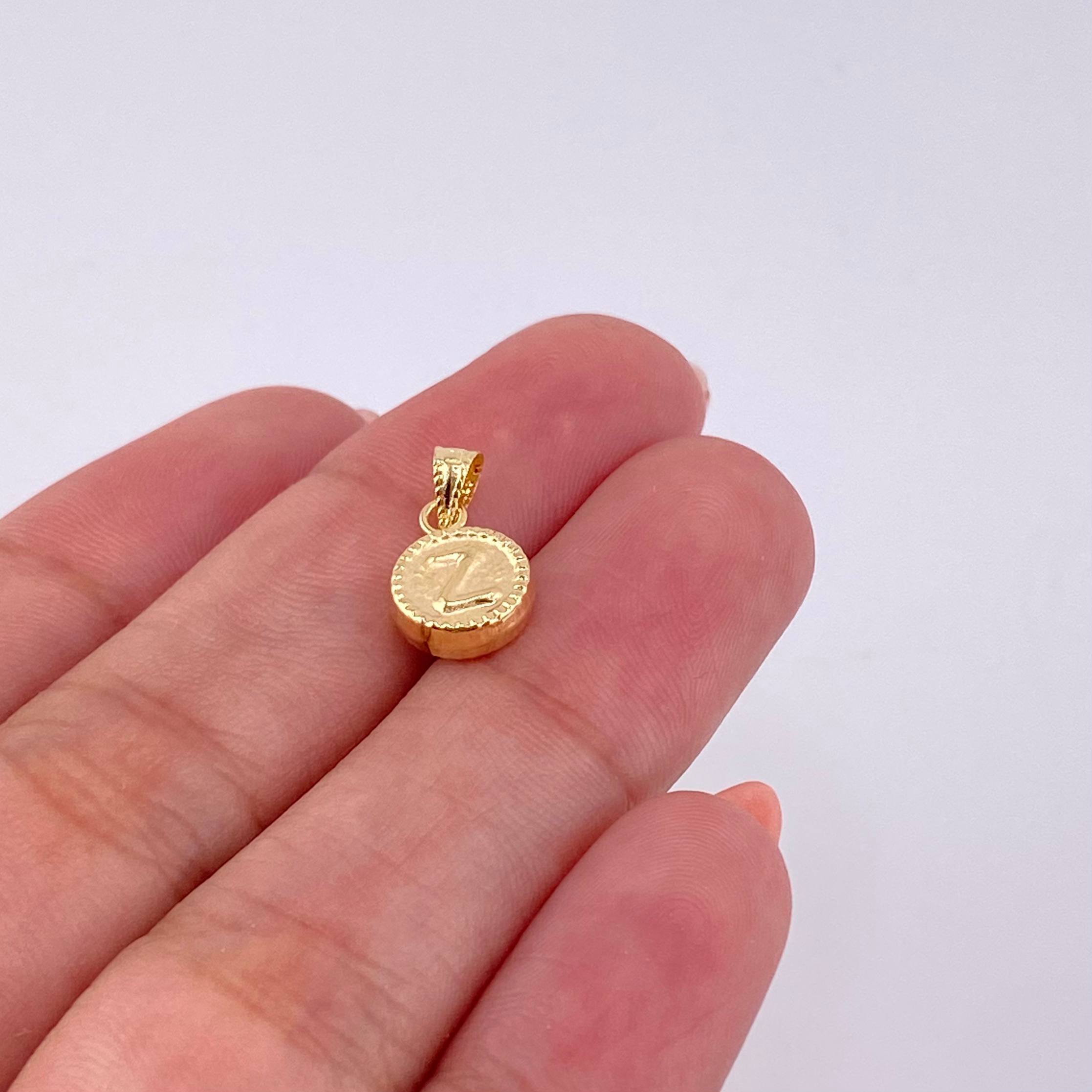 Dije Mate Letra Z Bordeado 0.45g / 1.5cm Oro Amarillo 18K
