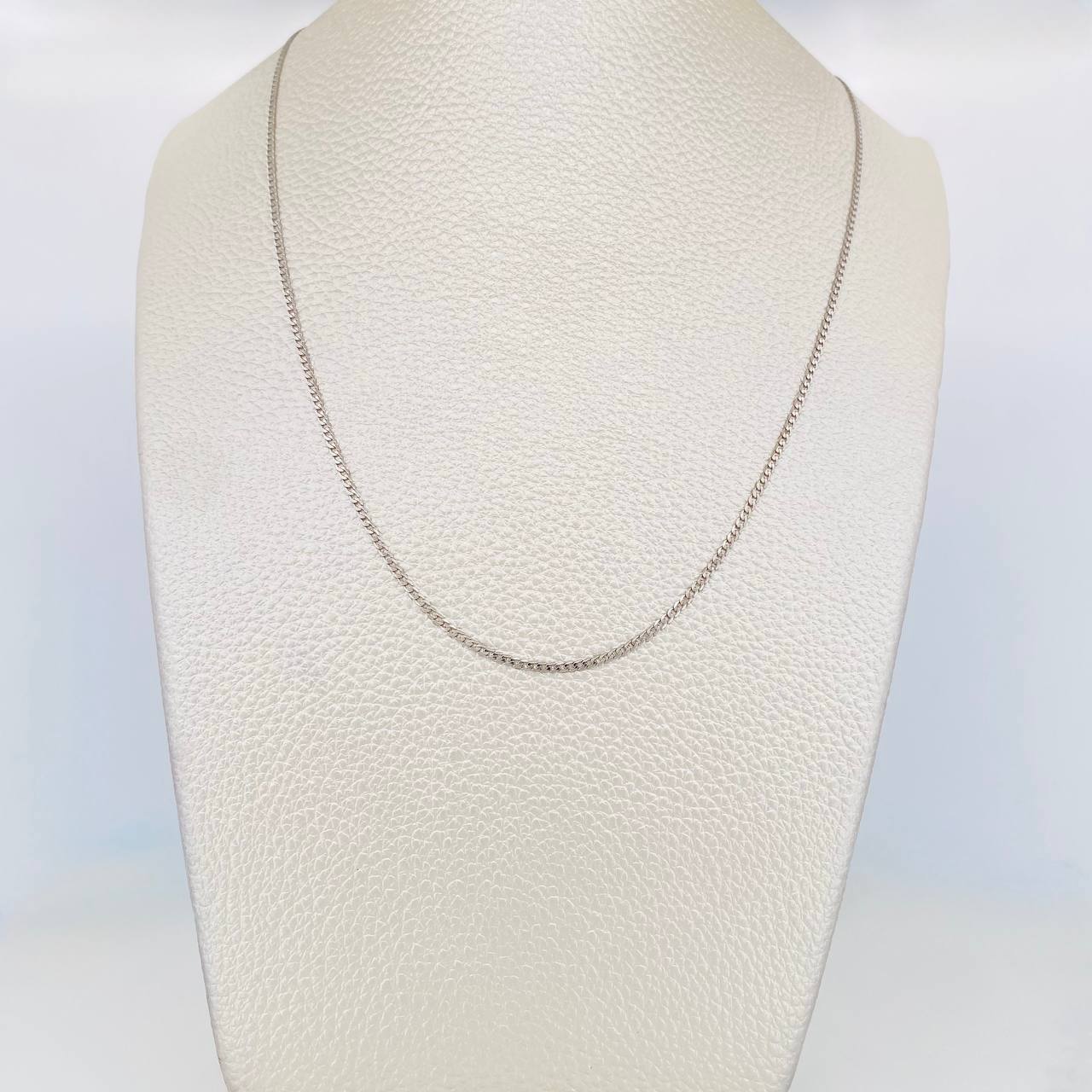 Cadena Cubana 2.4 g / 46.5 cm / 0.9 mm Oro Blanco 18K