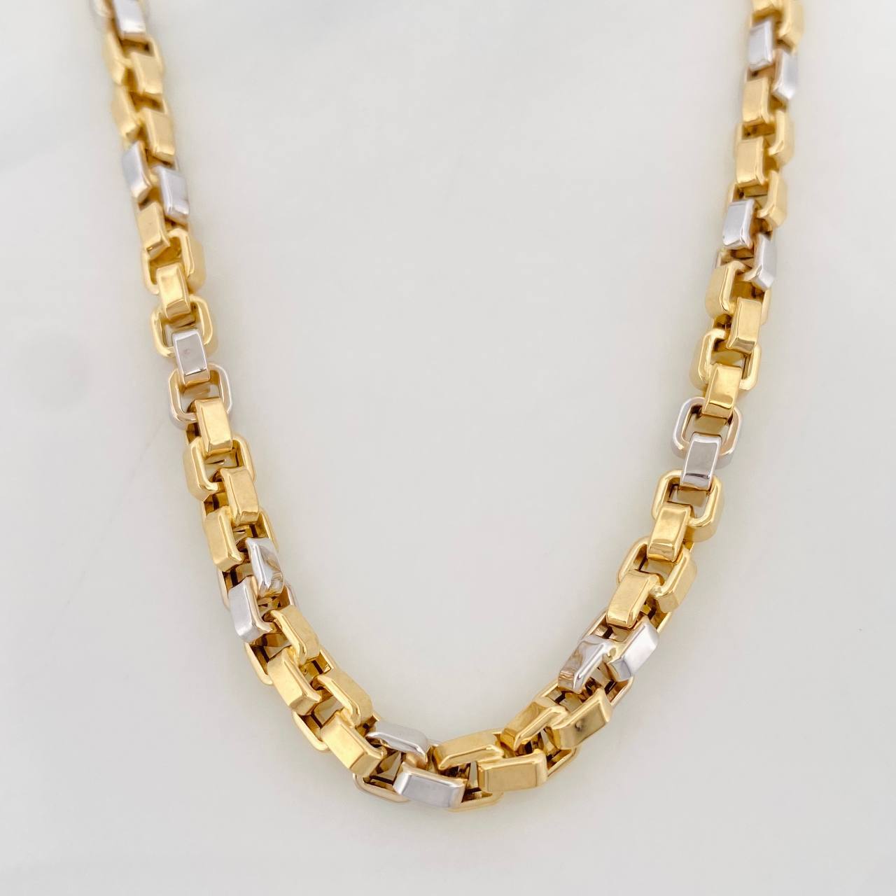 Cadena Veneciana Cuadrada 16.6g / 60cm / 4.5mm Dos Oros Amarillo Blanco 18K