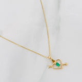 Set Cadena Aro Seguido + Dije Corazon Flechado Esmeralda 0.5pts / 1.35g / 50cm Oro Amarillo 18K