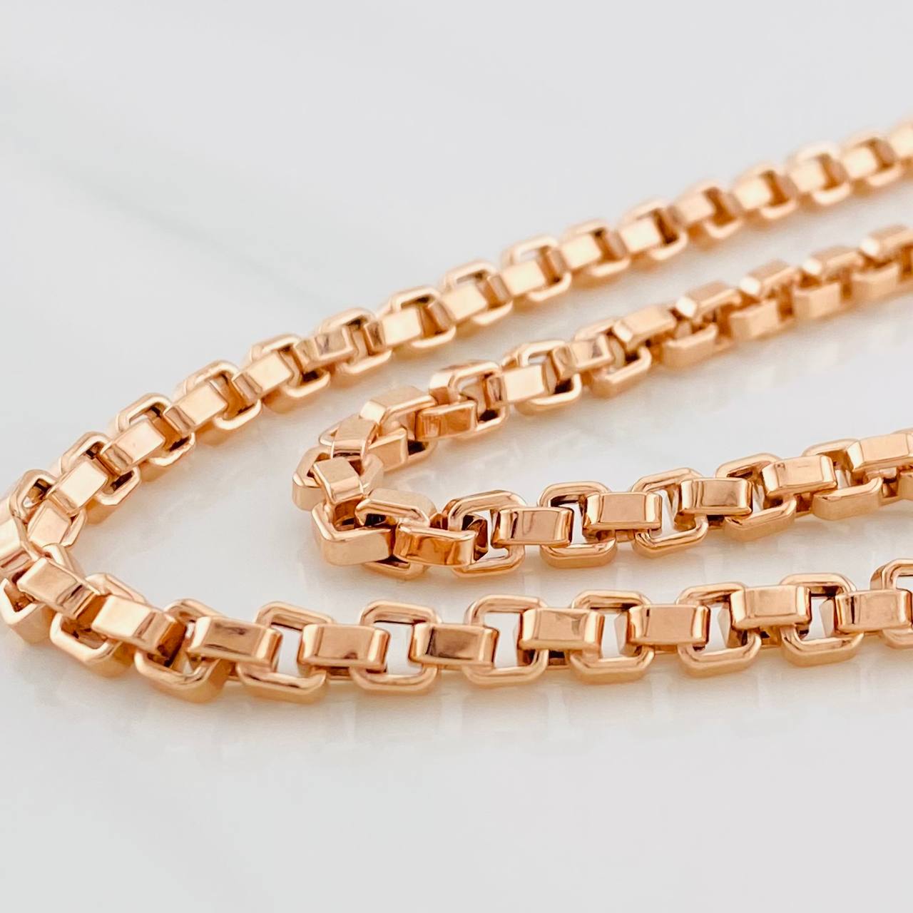 Cadena Veneciana Cuadrada 17g / 60cm / 4.44mm Oro Rosa 18K