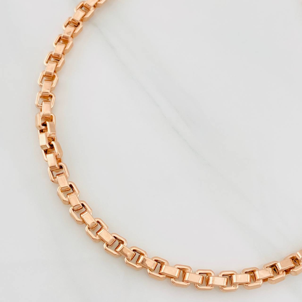 Pulso Veneciano Cuadrado 6.9g / 21.5cm / 4.56mm Oro Rosa 18K