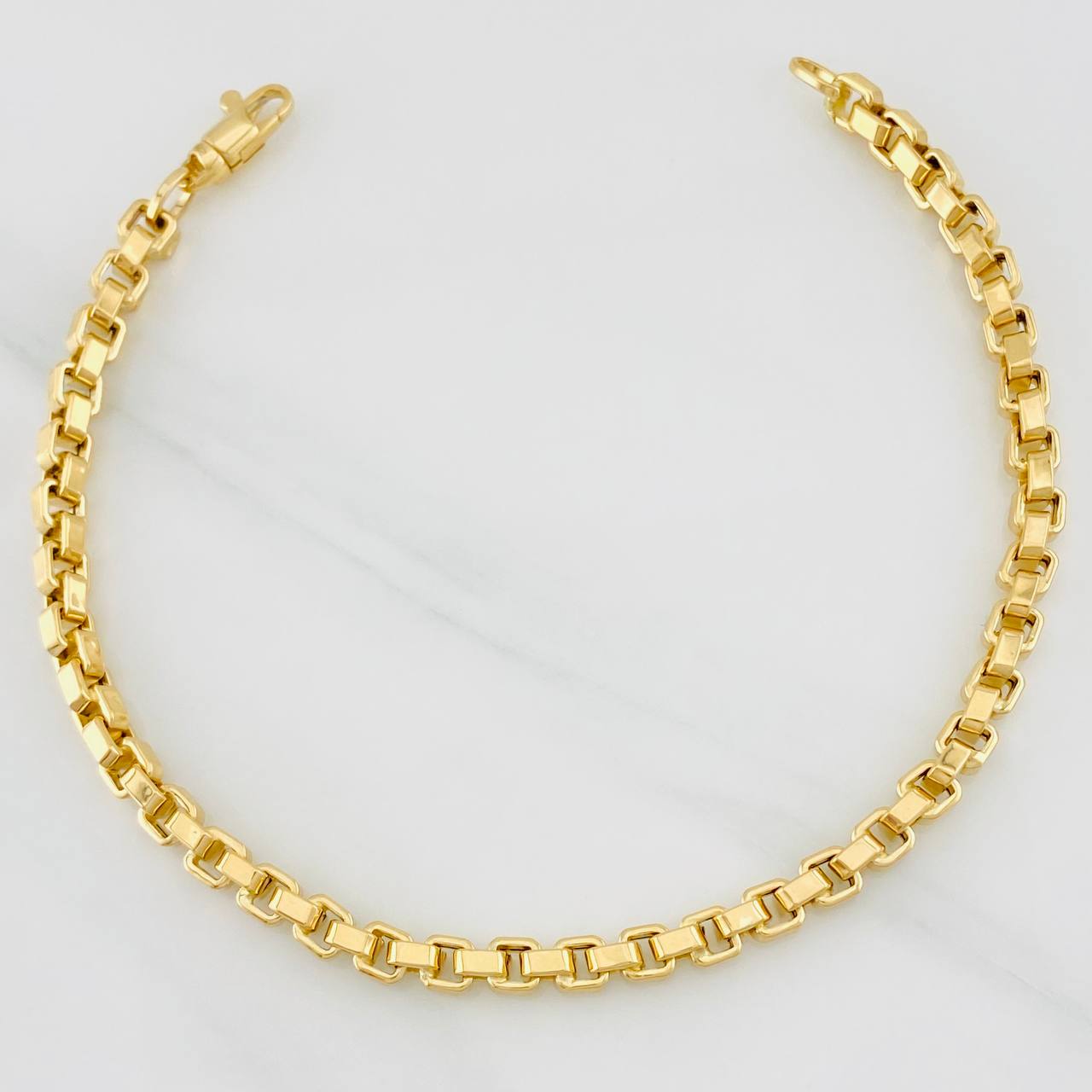 Pulso Veneciano Cuadrado 7g / 21.6cm / 4.44mm Oro Amarillo 18K