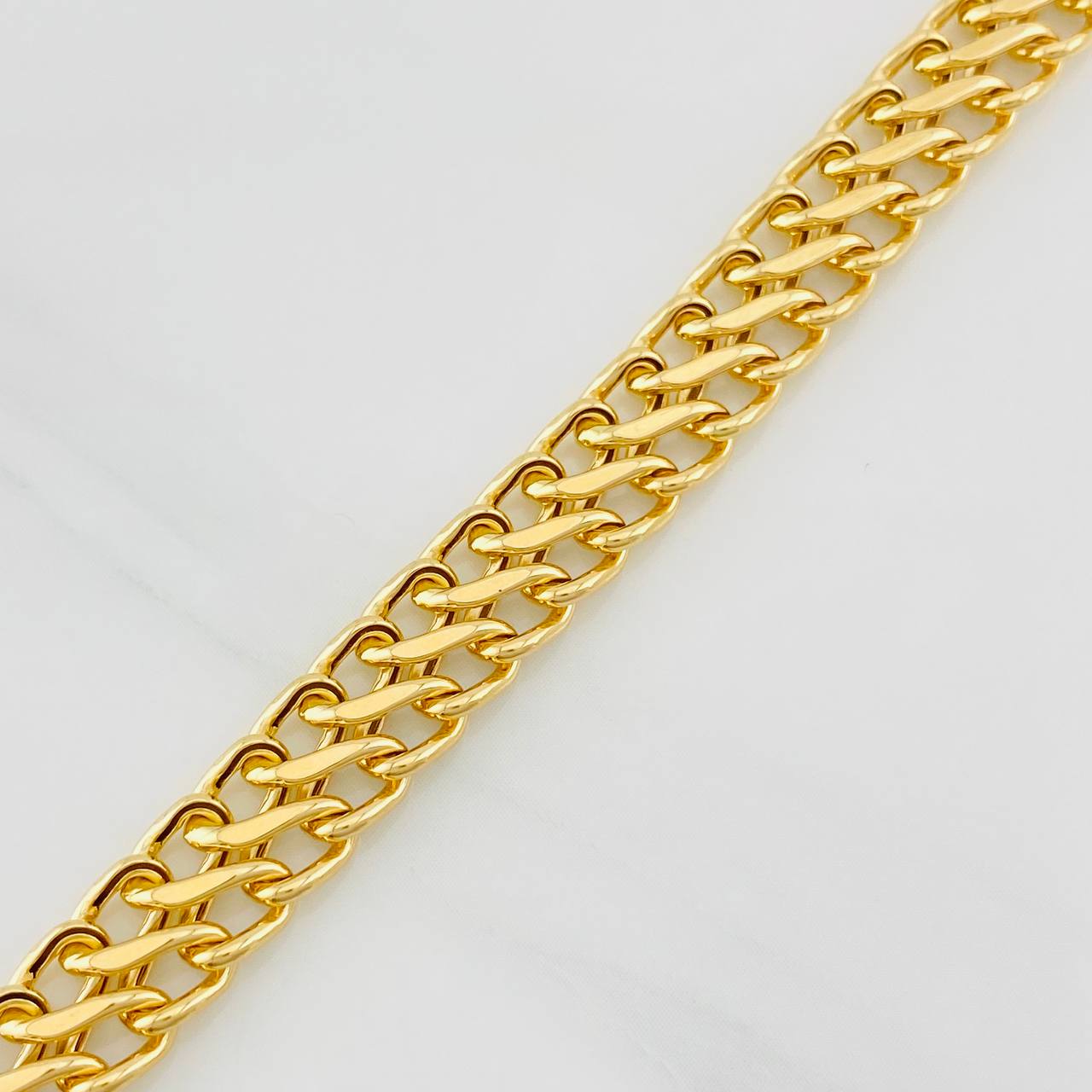 Pulso Sedusa 5.8g / 20.3cm / 7.48mm Oro Amarillo 18K