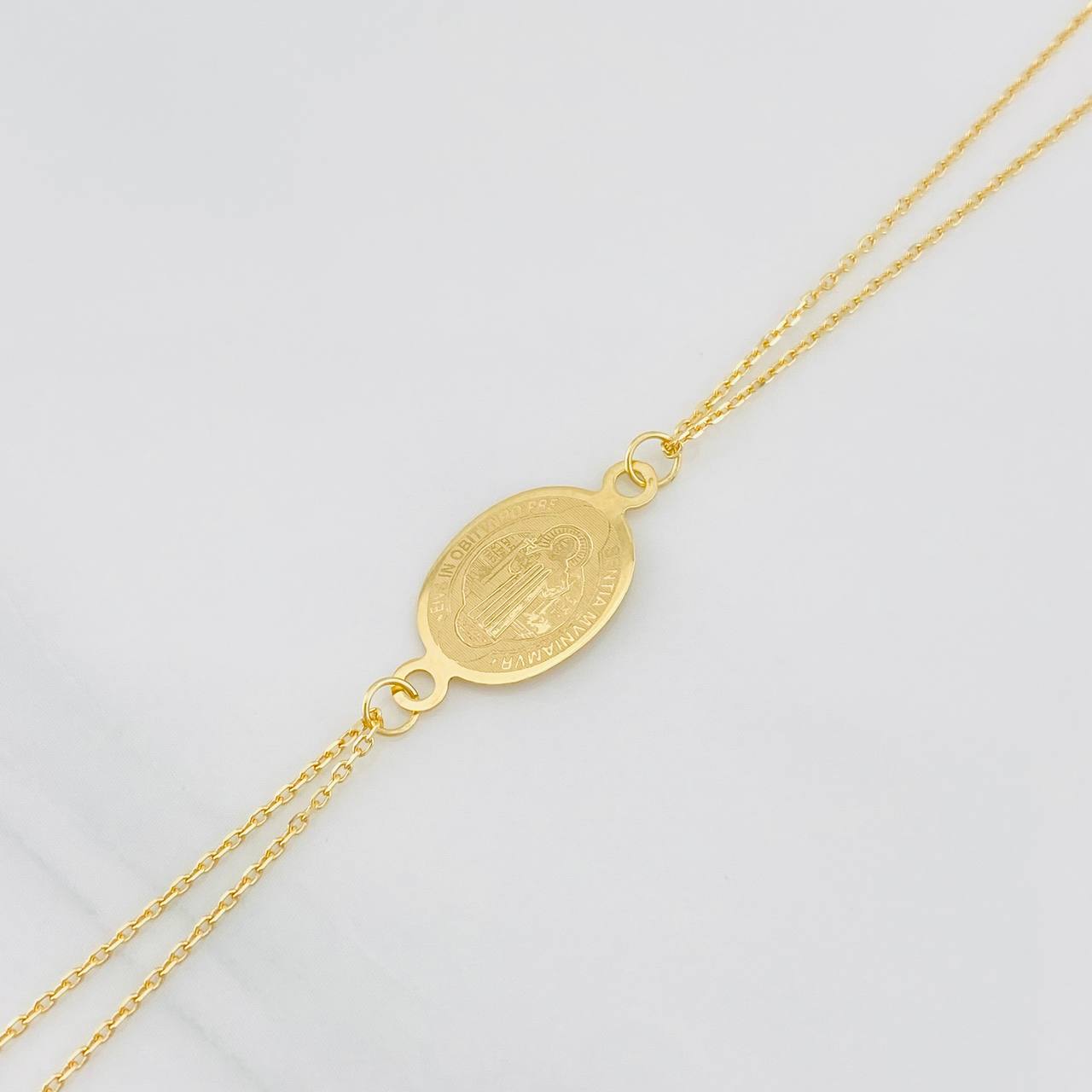 Pulso Modulable Aro Seguido San Benito 1.75g / 18.2cm - 16.6cm / 0.86mm Oro Amarillo 18K