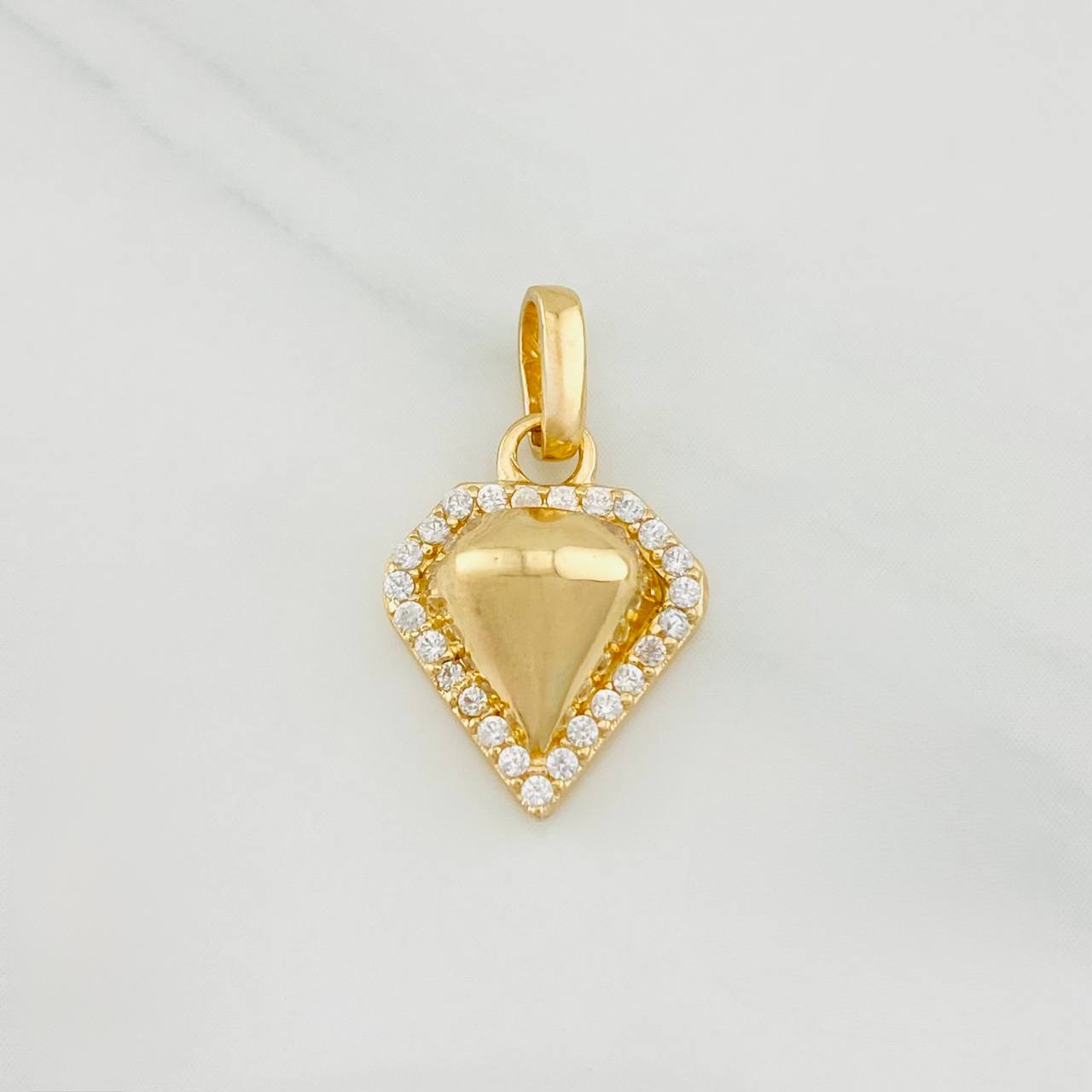 Dije Diamante 1.55g / 2cm Oro Amarillo 18K