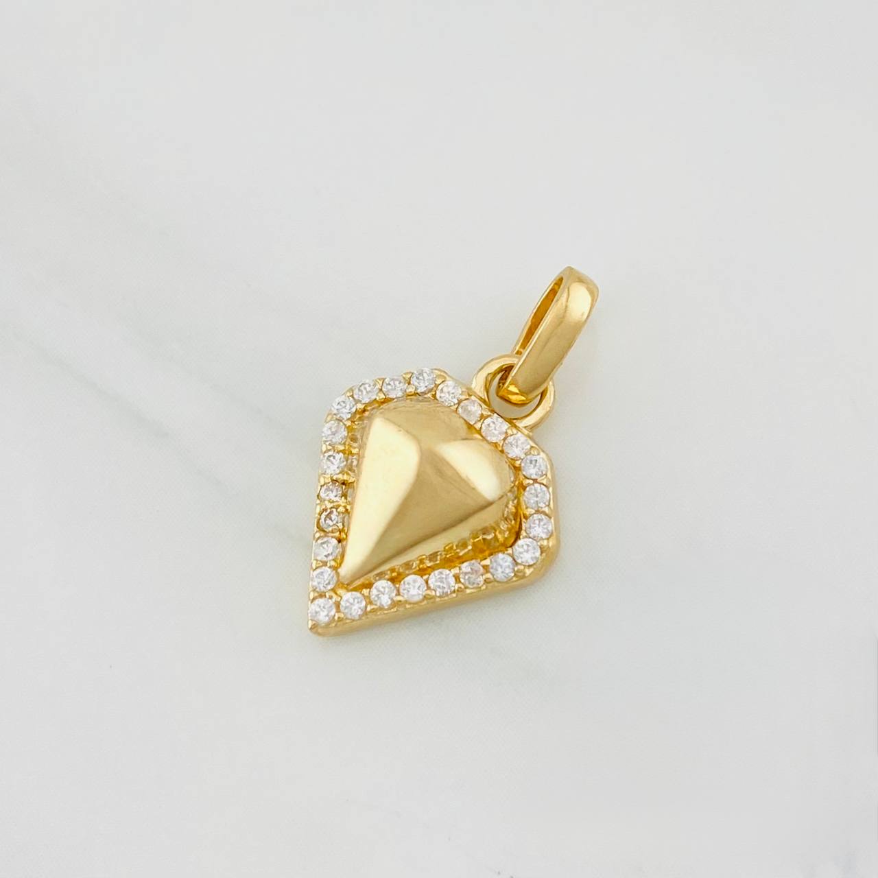 Dije Diamante 1.55g / 2cm Oro Amarillo 18K