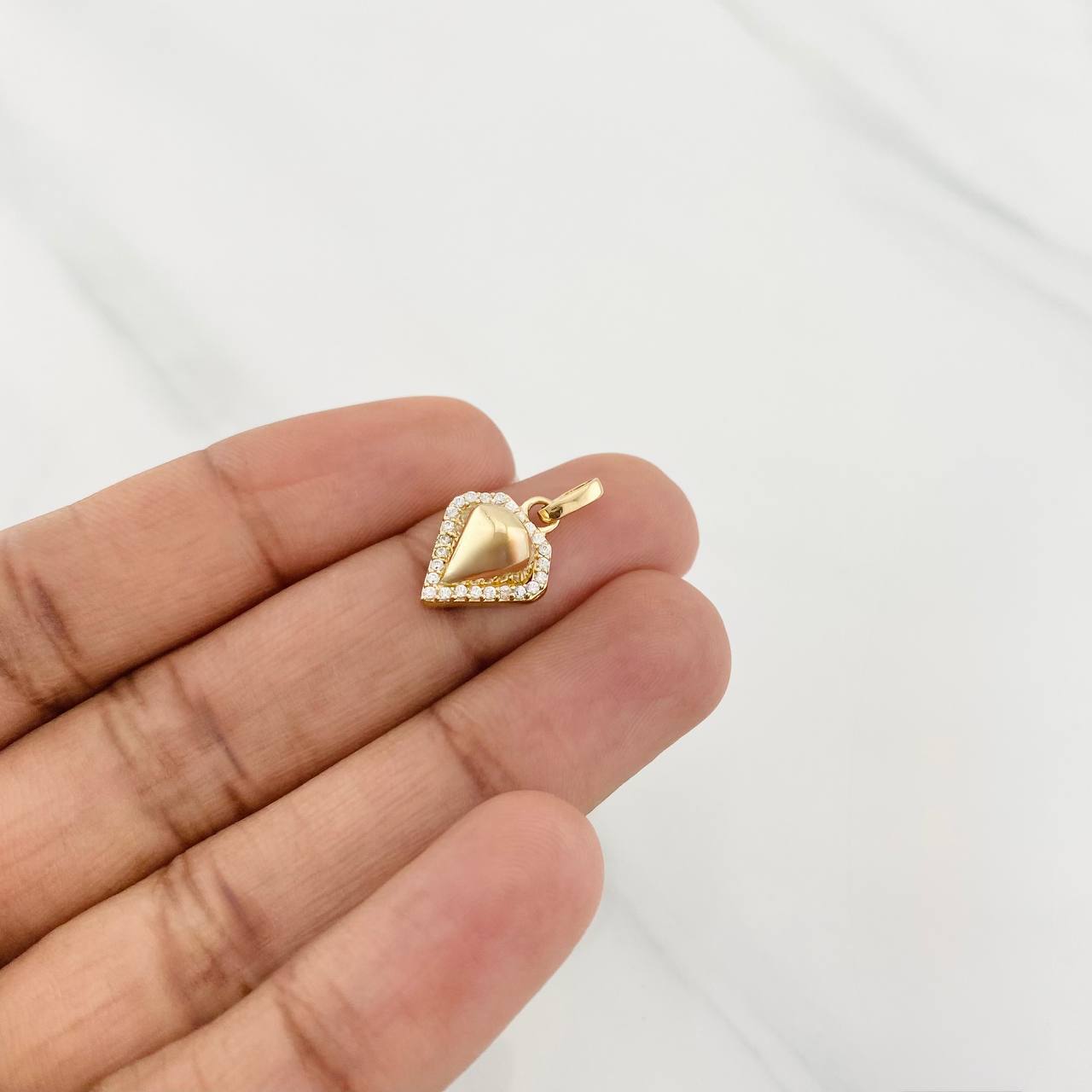 Dije Diamante 1.55g / 2cm Oro Amarillo 18K