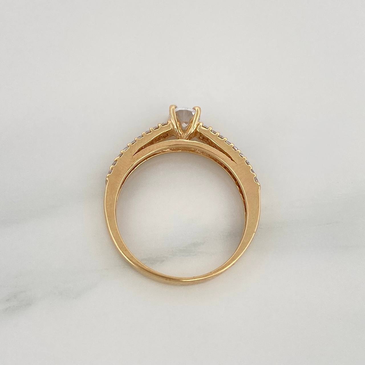 Anillo Solitario Puente 3.2gr / T7 / Oro Amarillo 18K %