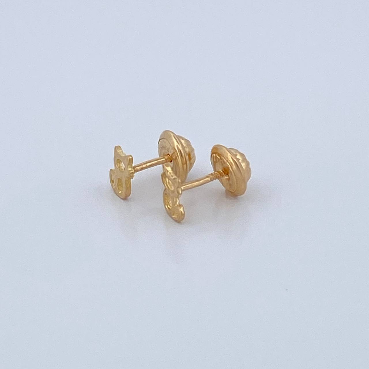 Topos Silueta Gato 0.6gr / 3.7mm Oro Amarillo 18K %