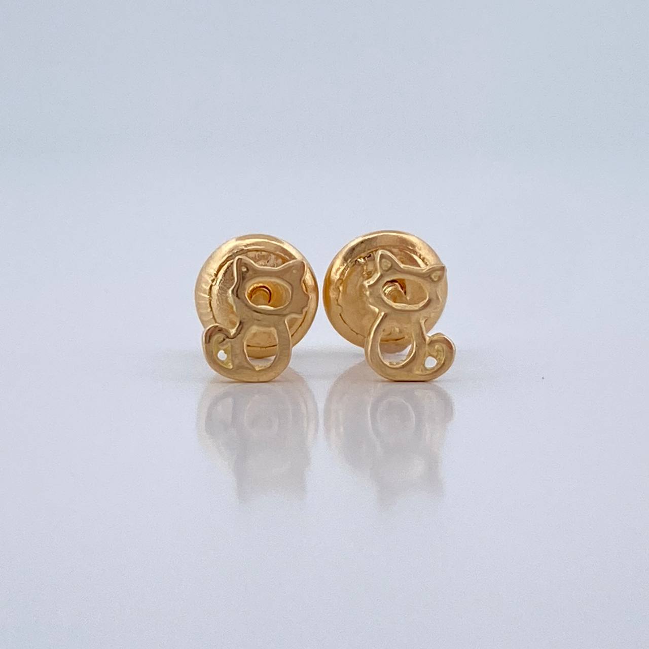 Topos Silueta Gato 0.6gr / 3.7mm Oro Amarillo 18K %