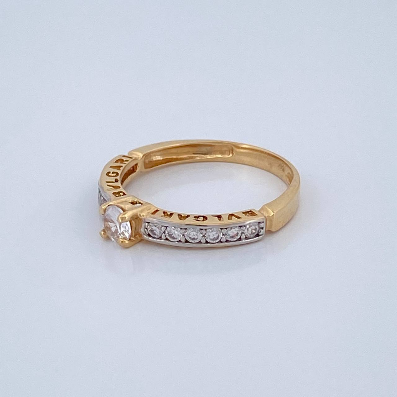 Anillo Churumbela Solitario Bv 2.9gr / T7 1/4 / Dos Oros Amarillo Blanco 18K %