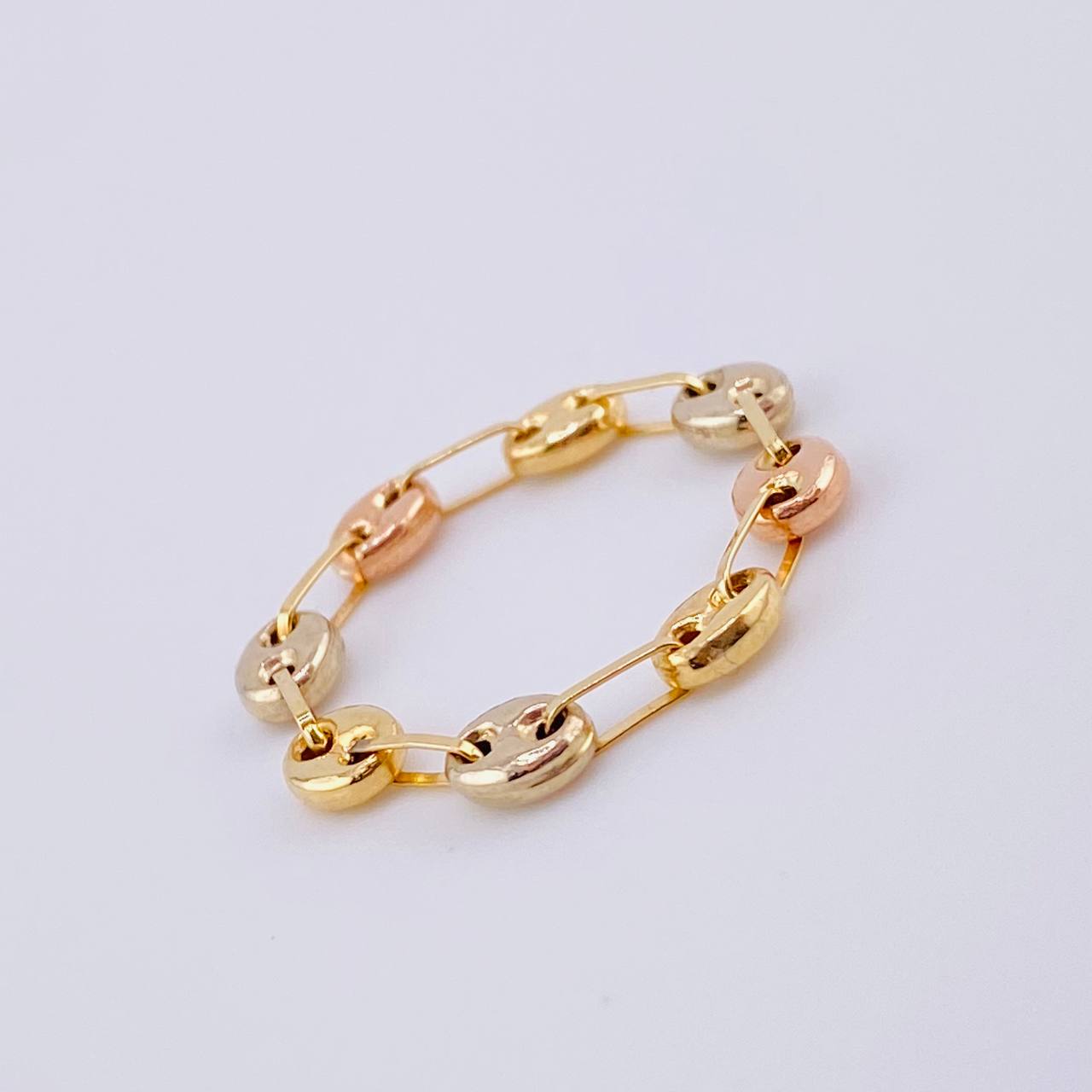Anillo Gc 0.75 g / T7 - 6 3/4 Tres Oros 18K