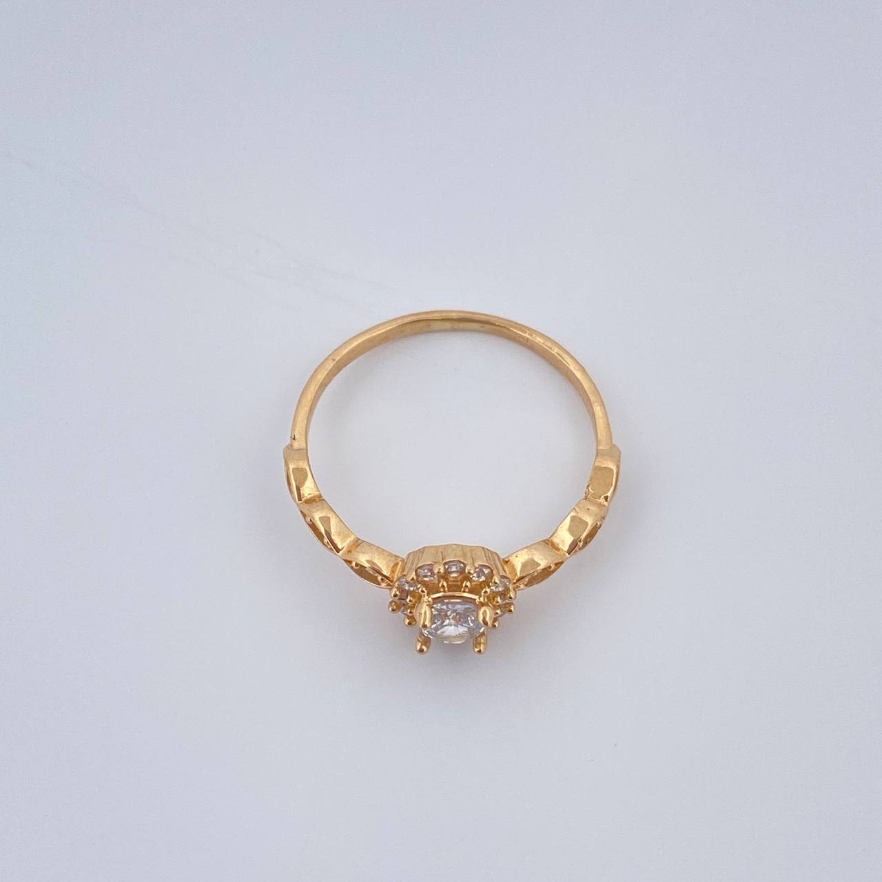 Anillo Halo Ojos 1.9gr / T6 1/2 / Oro Amarillo 18K &