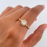 Anillo Halo Ojos 1.75gr / T5 3/4 / Oro Amarillo 18K &