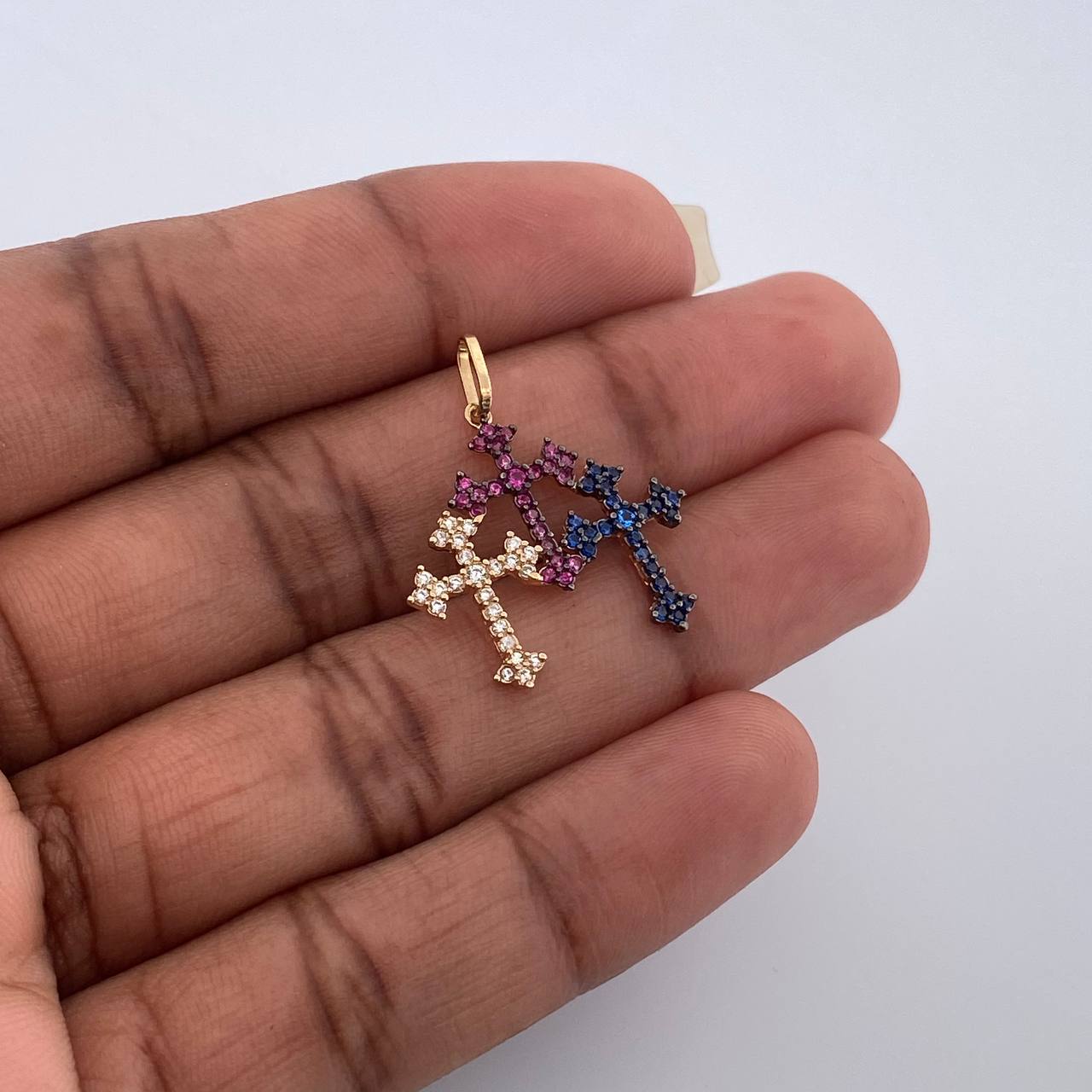 Dije Trio Cruces 1.45gr / 2.5cm / Dos Oros Negro Amarillo 18K &