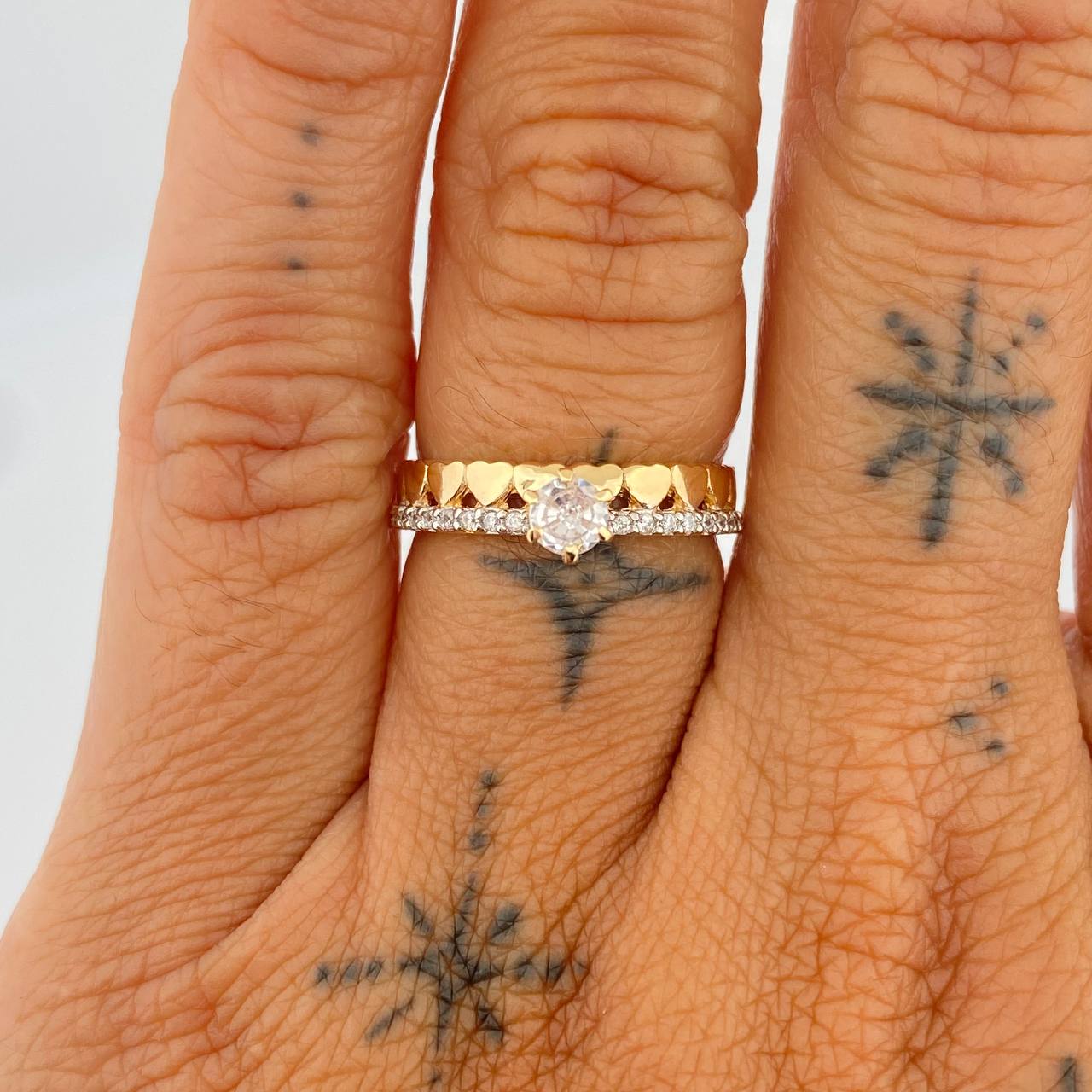 Anillo Churumbela Corazones 2.45gr / T6 / Oro Amarillo 18K %