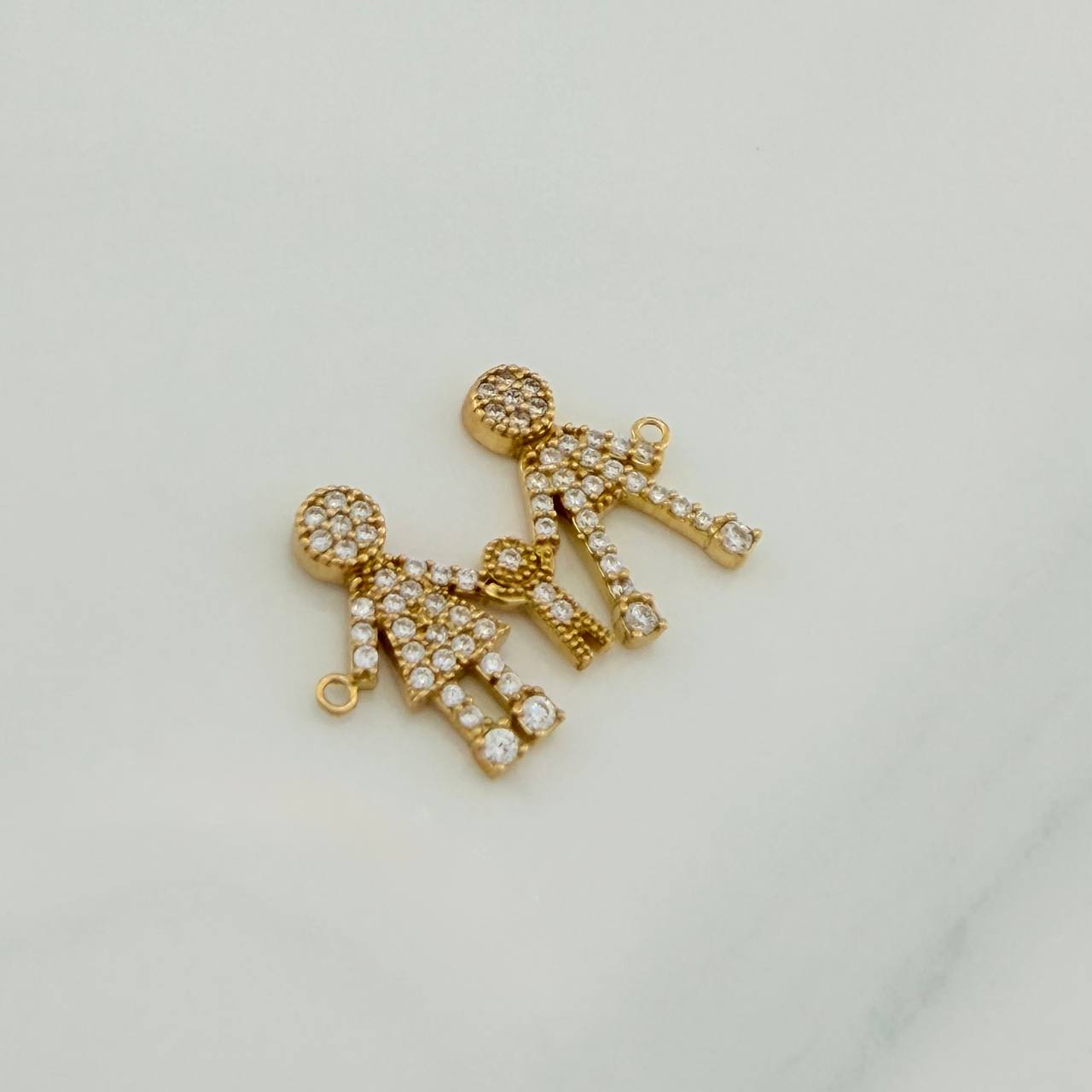Herraje Familia 1.7gr / 2.3cm / Oro Amarillo 18K %