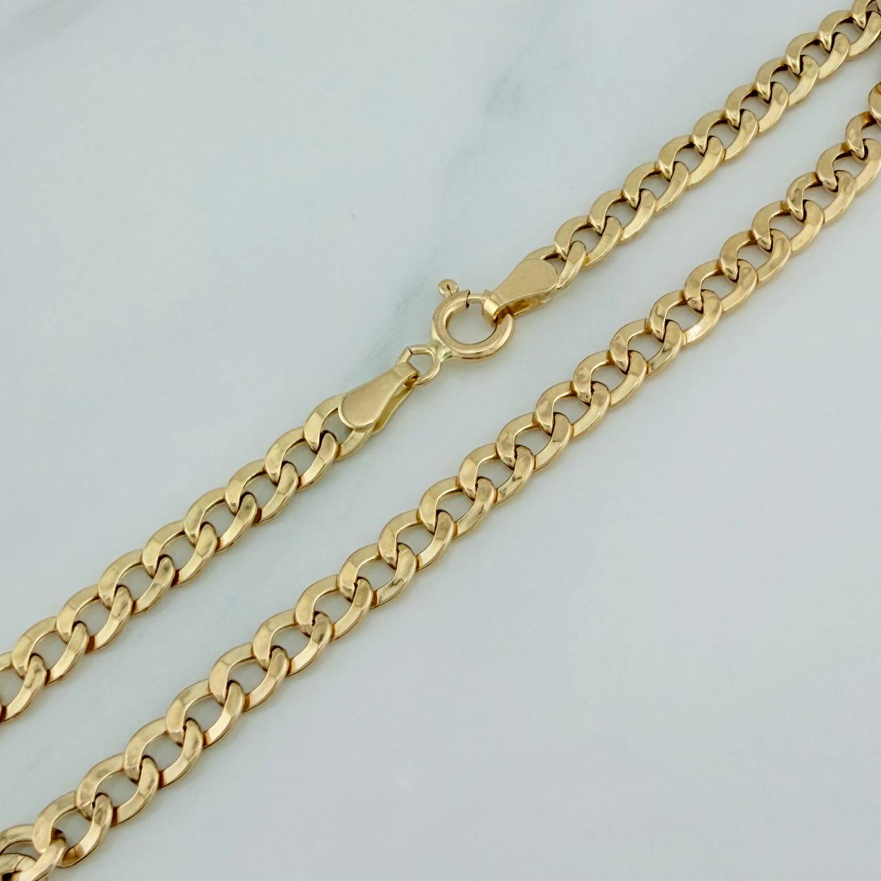 Pulso Cubano 2.7gr / 21cm / 3.2mm Oro Amarillo +1 18K $