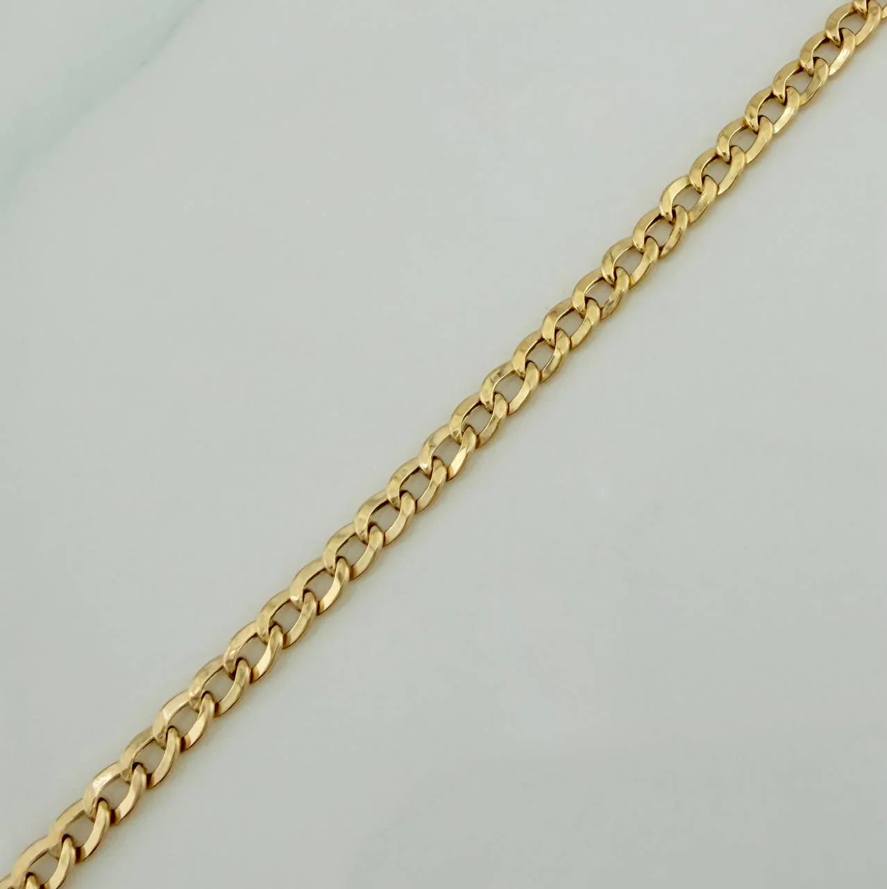 Pulso Cubano 1.75 g / 21 cm / 3 mm Oro Amarillo 18K