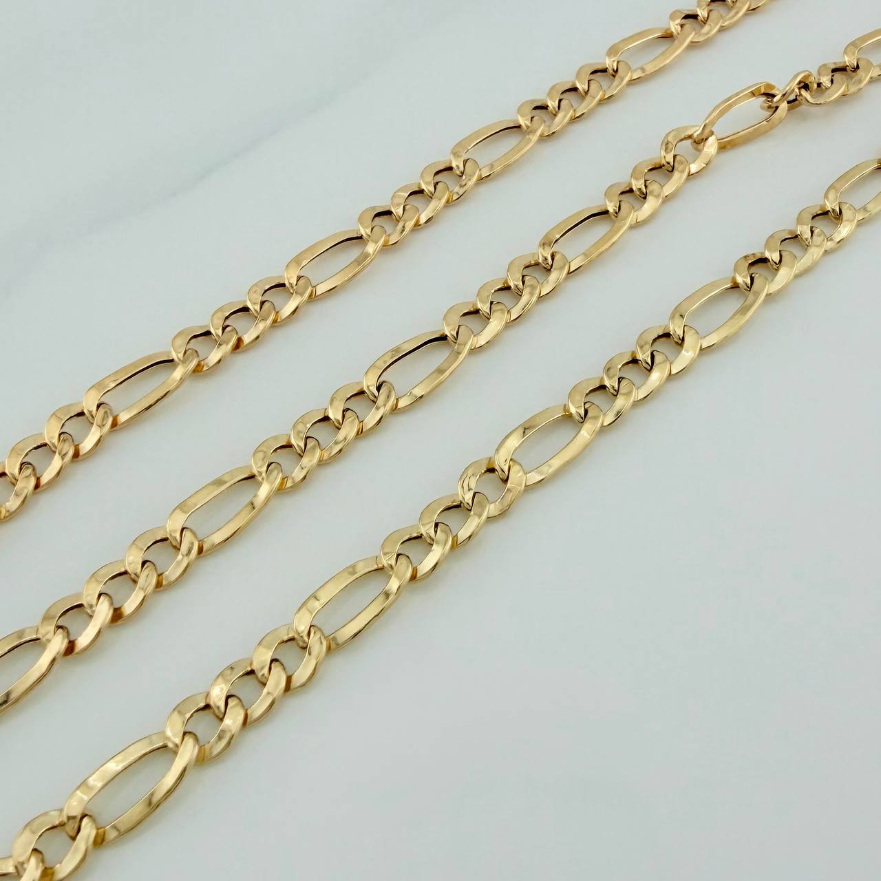 Cadena Figaro 7.5gr / 71.7cm / 4.14mm Oro Amarillo +1 18K $