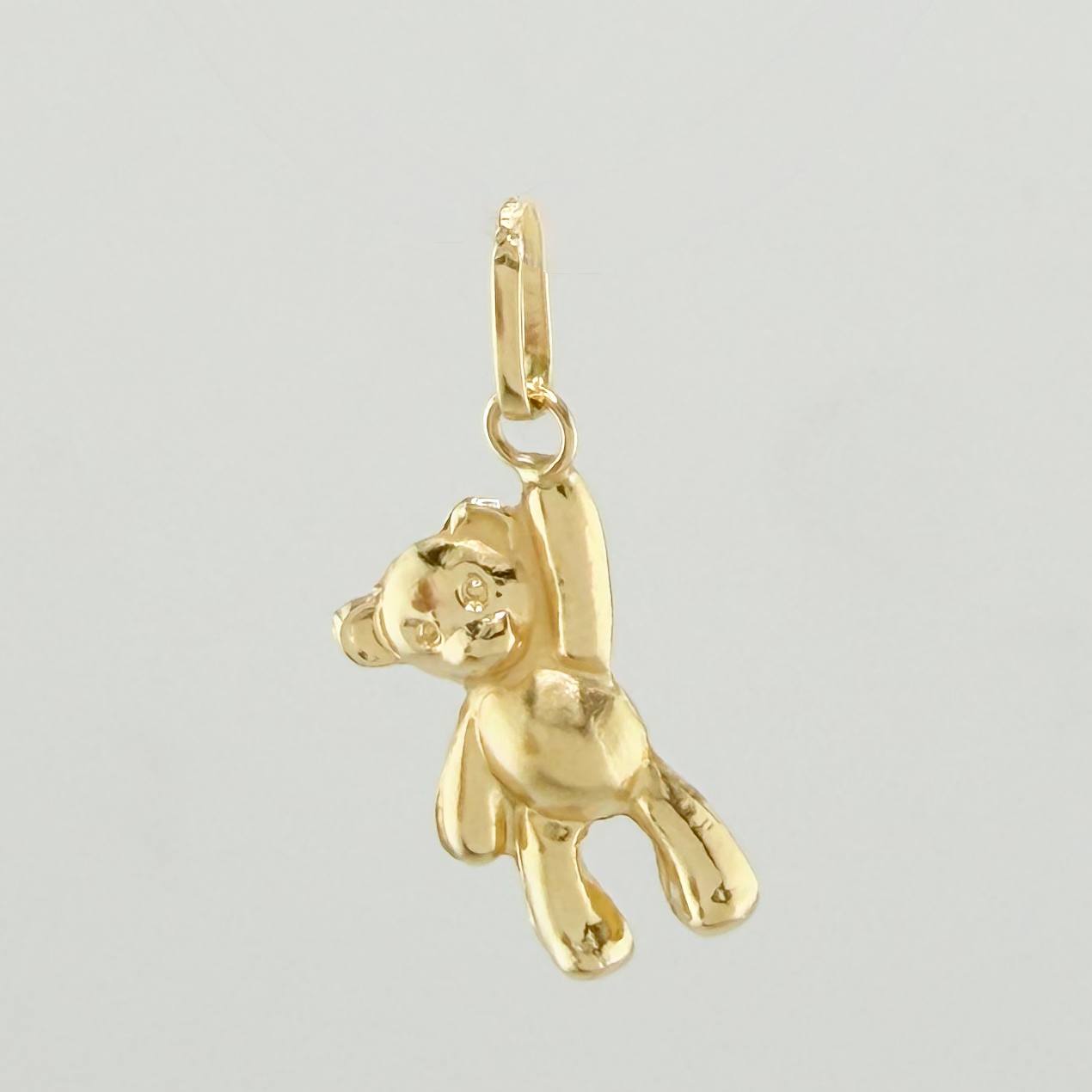 Dije Oso Manito Arriba 0.6gr / 2cm / Oro Amarillo 18K